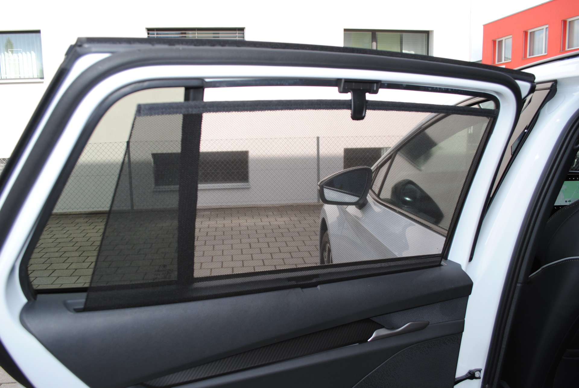 SKODA Enyaq 85x Sportline 4x4-image-16