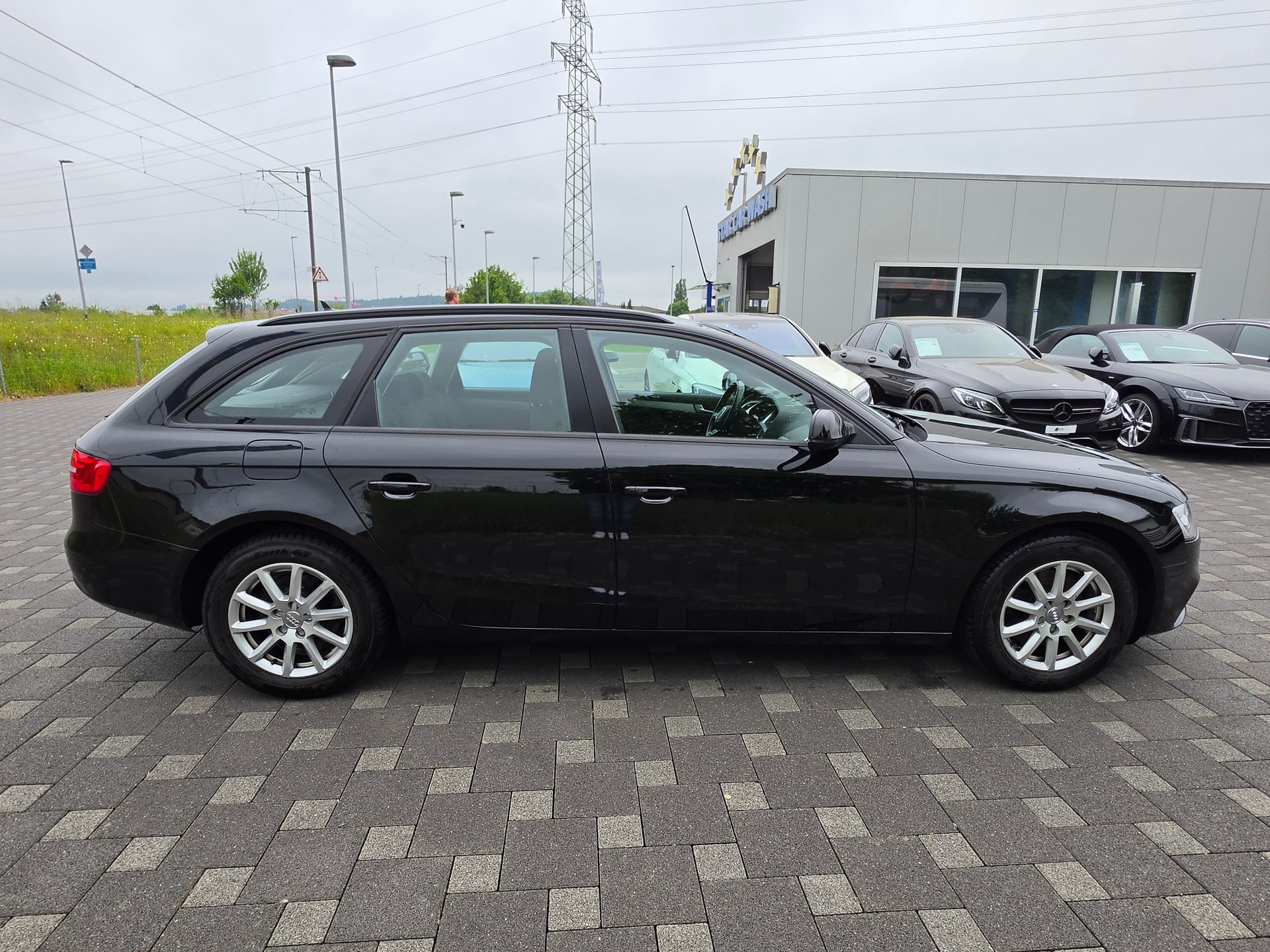 AUDI A4 Avant 2.0 TDI multitronic-image-5