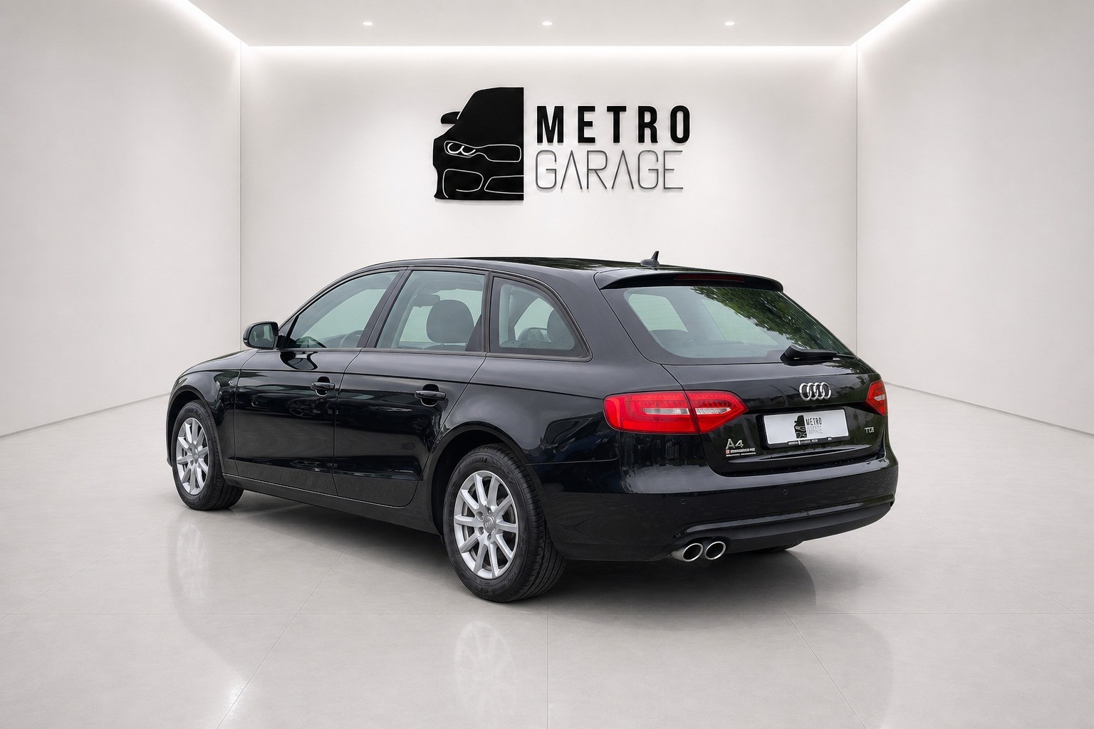 AUDI A4 Avant 2.0 TDI multitronic-image-2