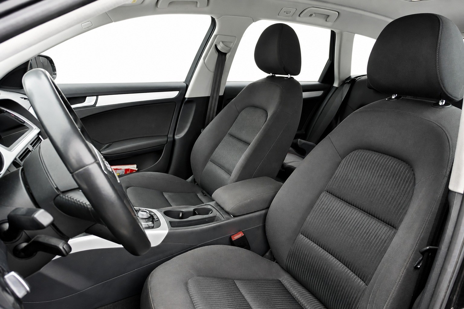 AUDI A4 Avant 2.0 TDI multitronic-image-8