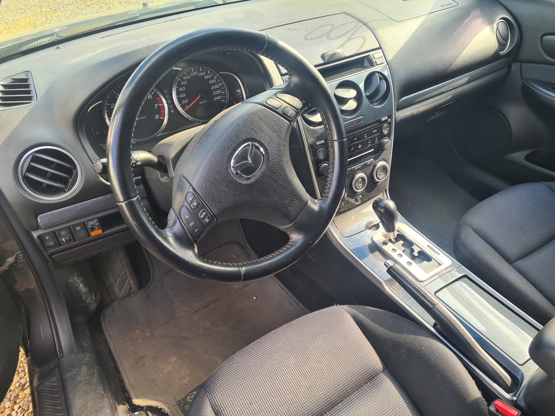 MAZDA 6 2.0 16V Exclusive-image-7