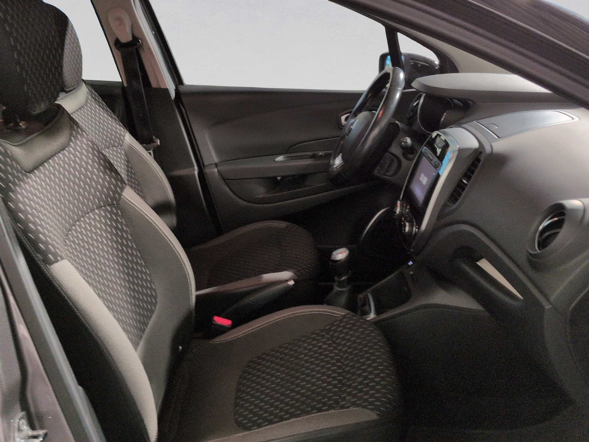 RENAULT Captur 1.2 T 16V Intens-image-13