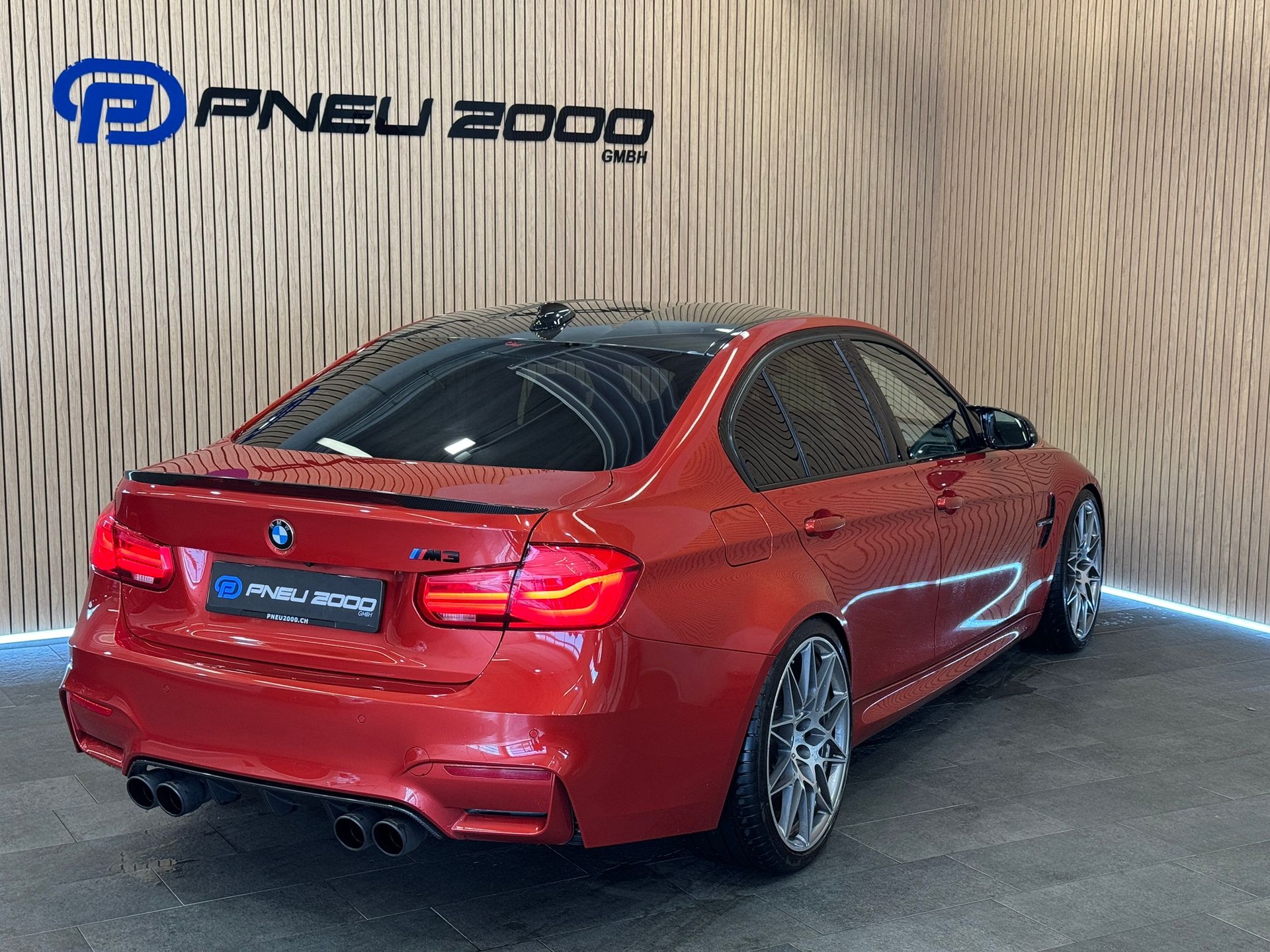 BMW M3 Drivelogic Competition Shakir Orange II *CH*-image-8