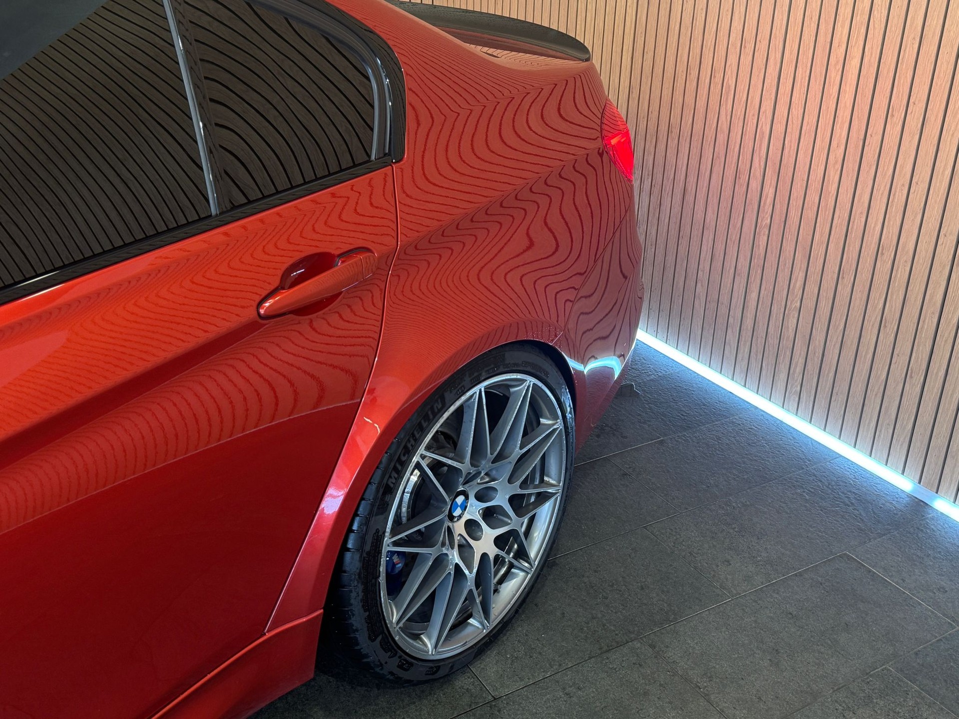 BMW M3 Drivelogic Competition Shakir Orange II *CH*-image-10