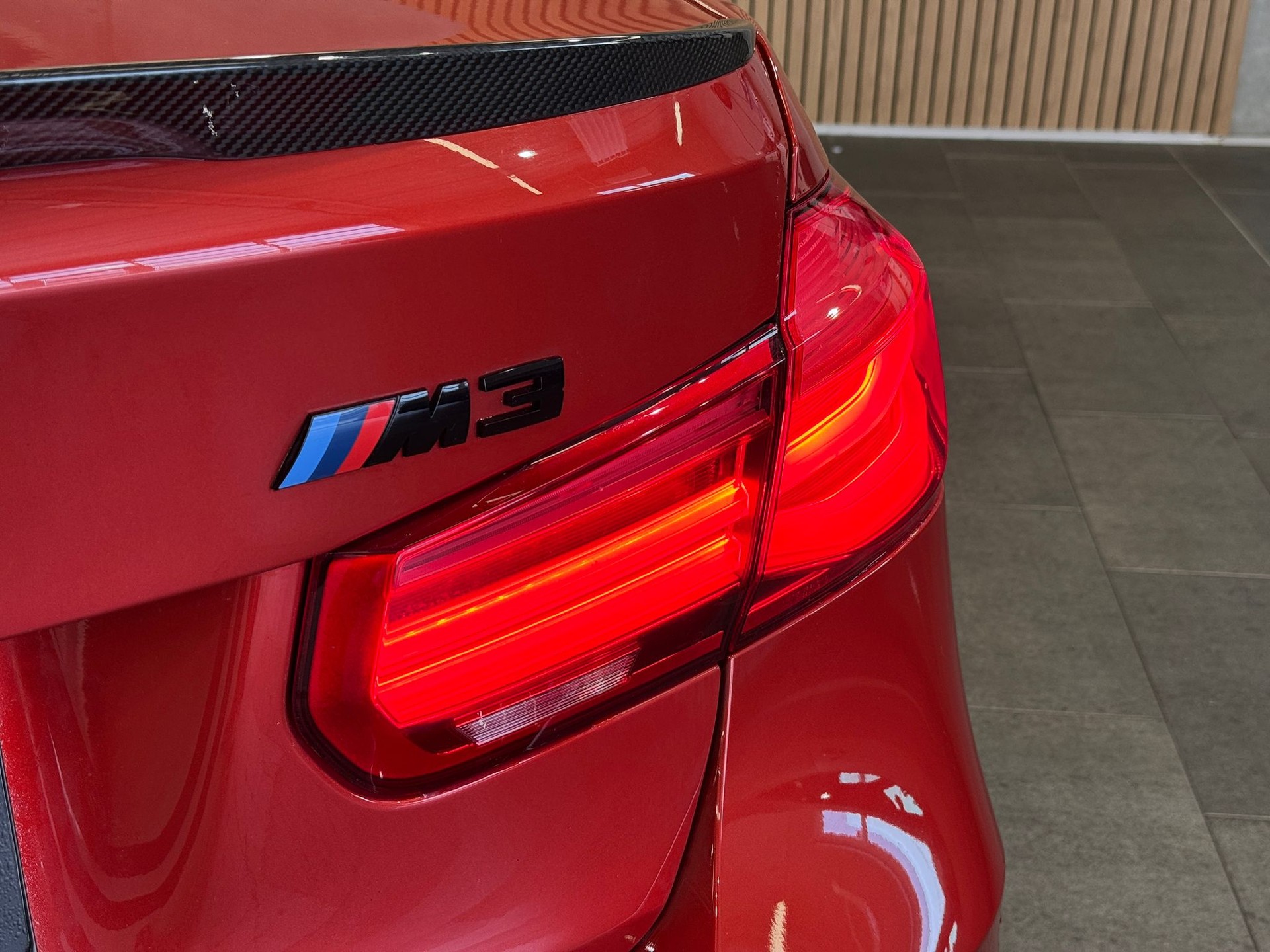 BMW M3 Drivelogic Competition Shakir Orange II *CH*-image-9