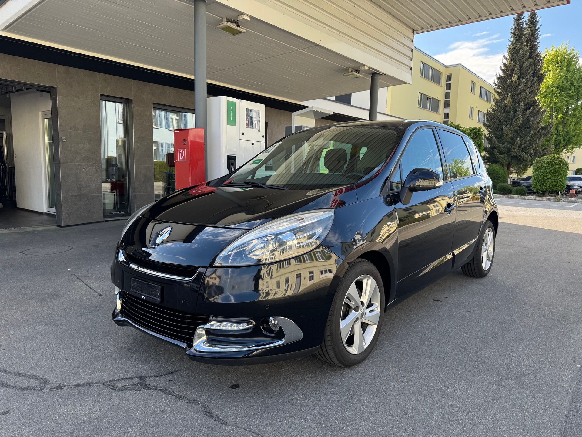 RENAULT Scénic 1.4 16V Turbo Bose
