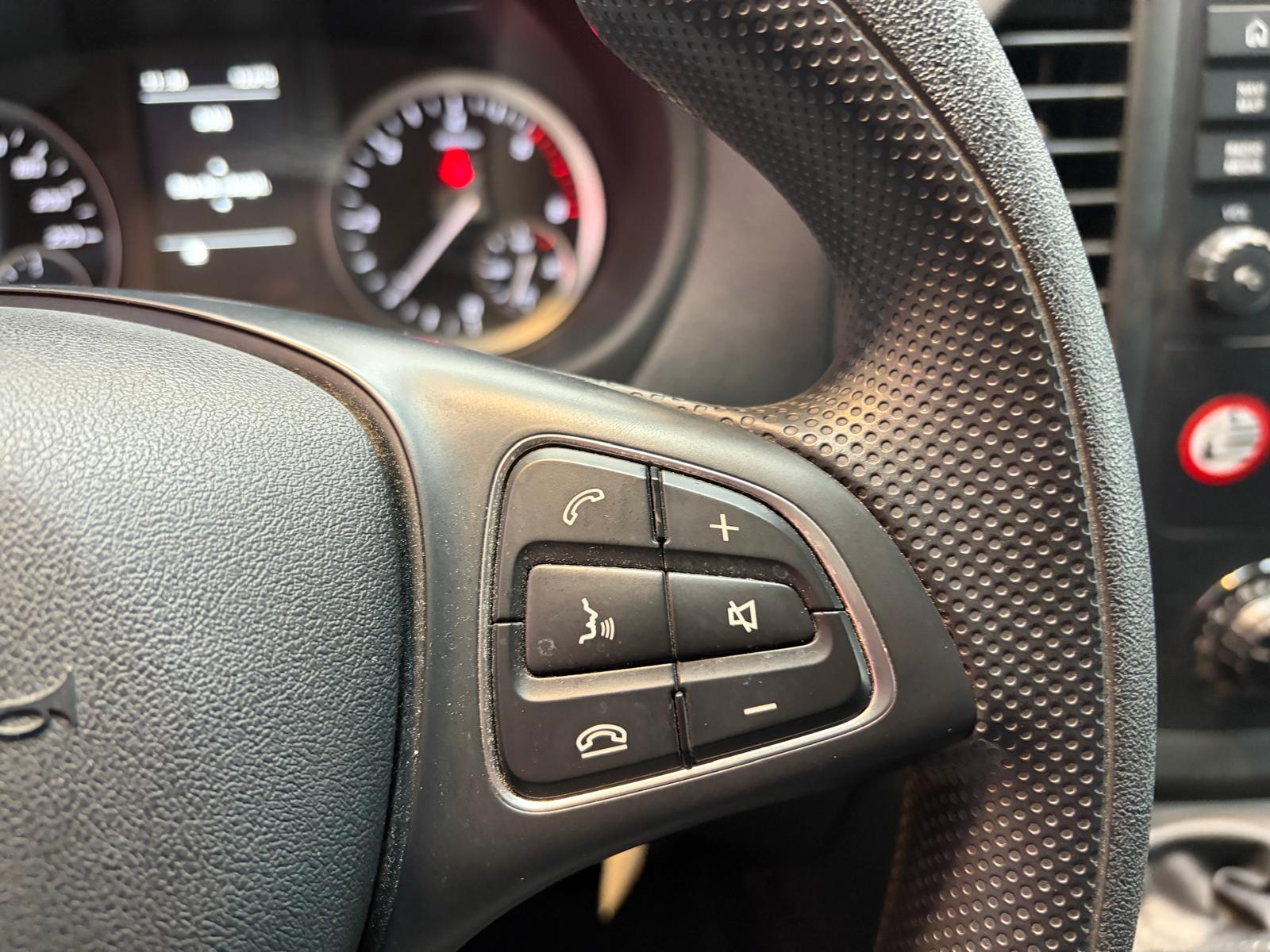 MERCEDES-BENZ Vito 116 CDI Pro-image-14