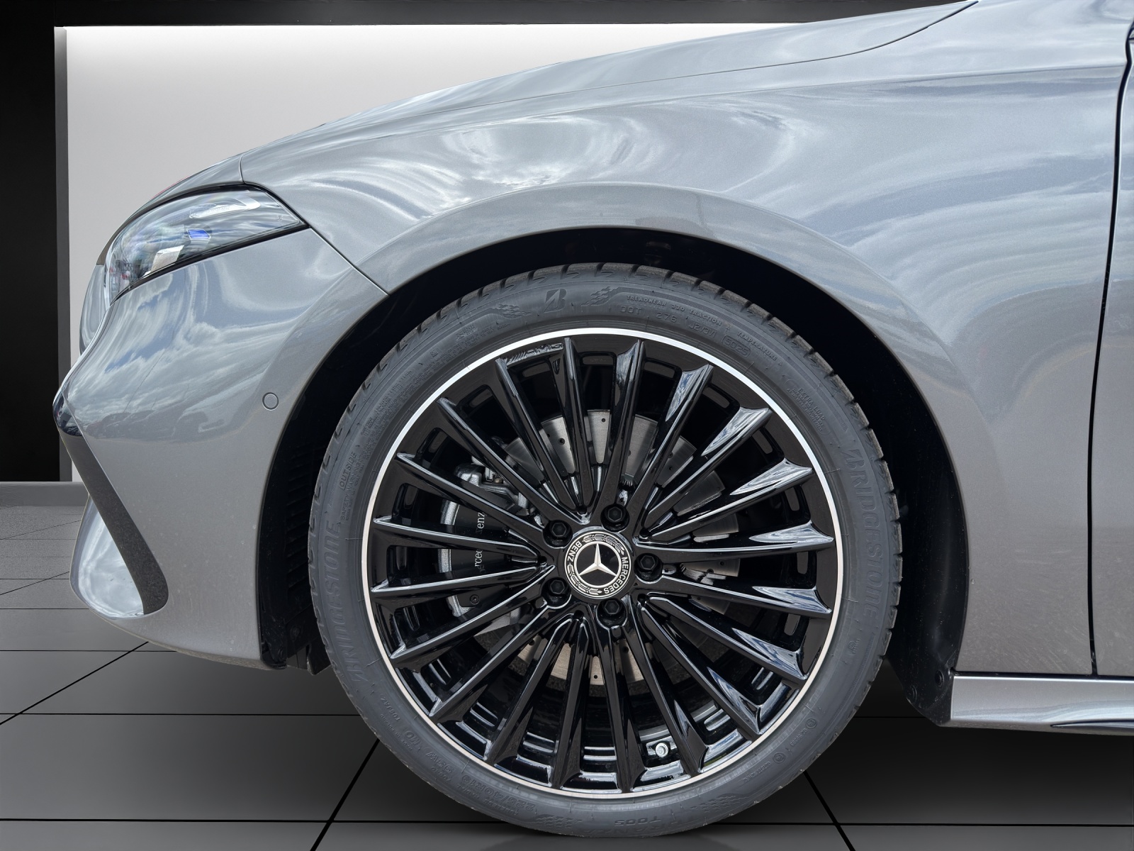 MERCEDES-BENZ A 220 4Matic 8G-DCT-image-5