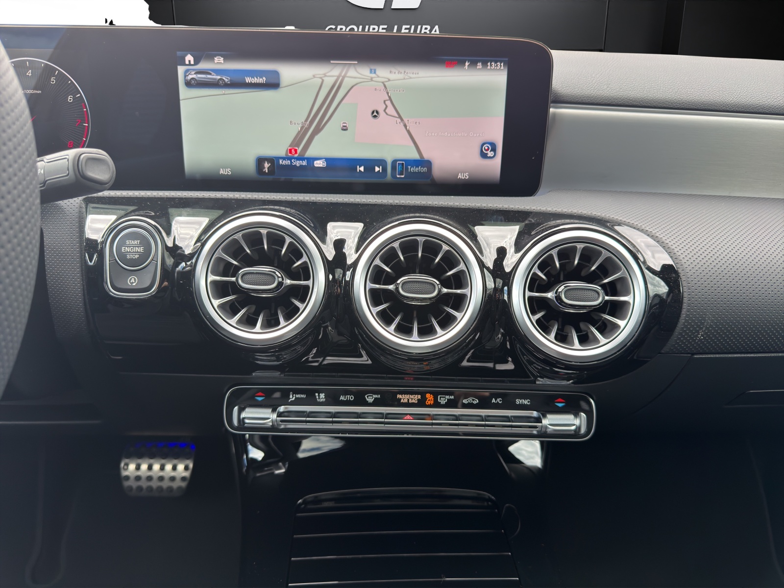 MERCEDES-BENZ A 220 4Matic 8G-DCT-image-10