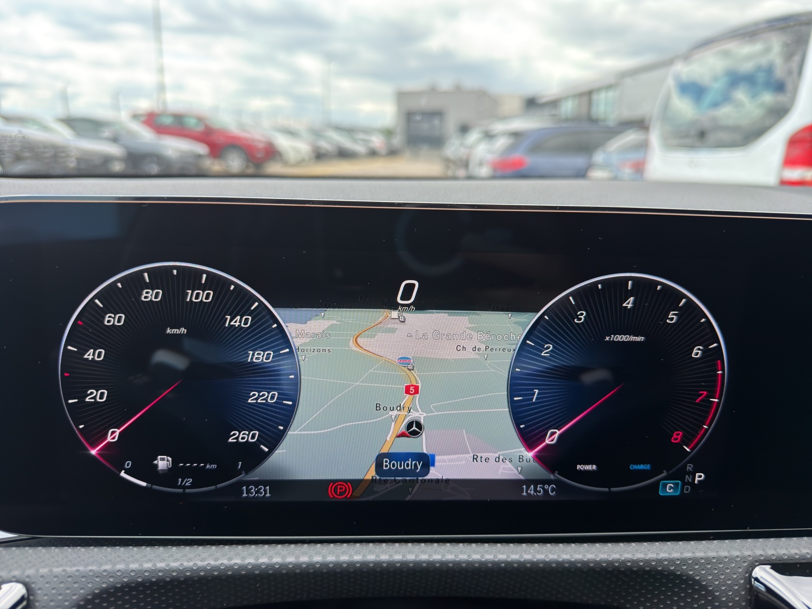 MERCEDES-BENZ A 220 4Matic 8G-DCT-image-12