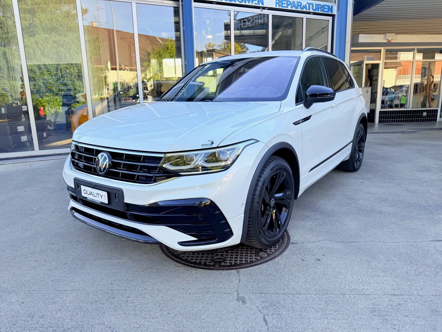 VW Tiguan 2.0TSI R-Line 4Motion DSG-image-6