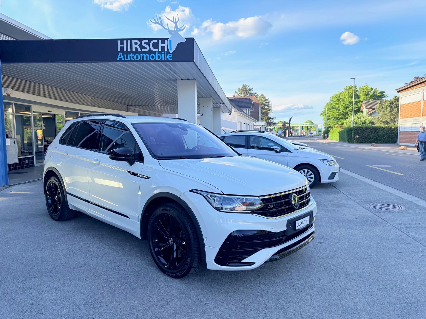 VW Tiguan 2.0TSI R-Line 4Motion DSG-image-0