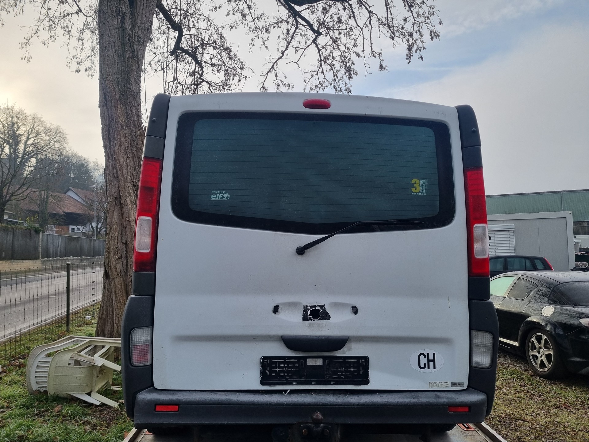 RENAULT Trafic 2.0 dCi 90 2.7t L1H1-image-3