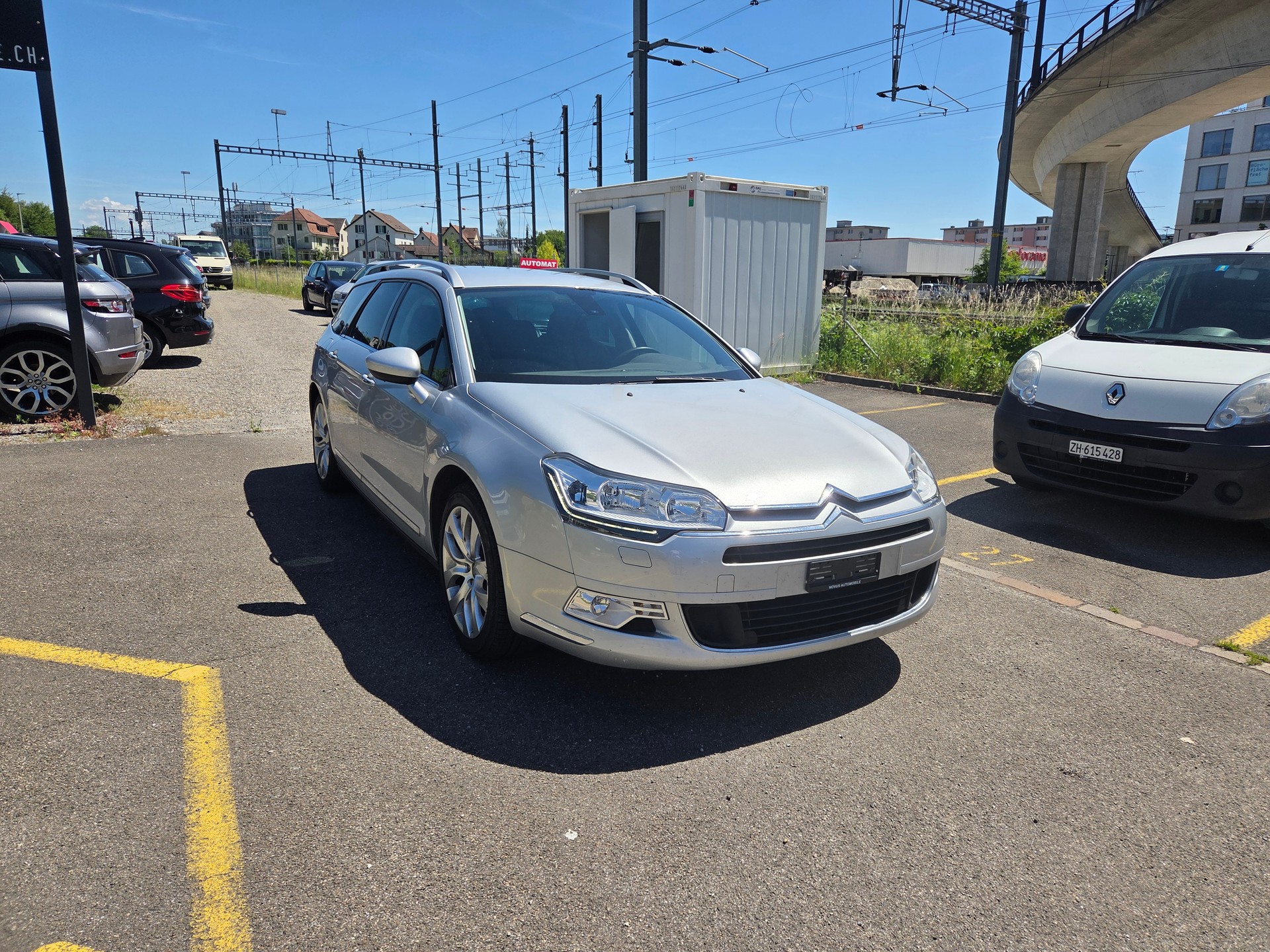 CITROEN C5 Tourer 3.0 HDi V6 Exclusive Automatic-image-6