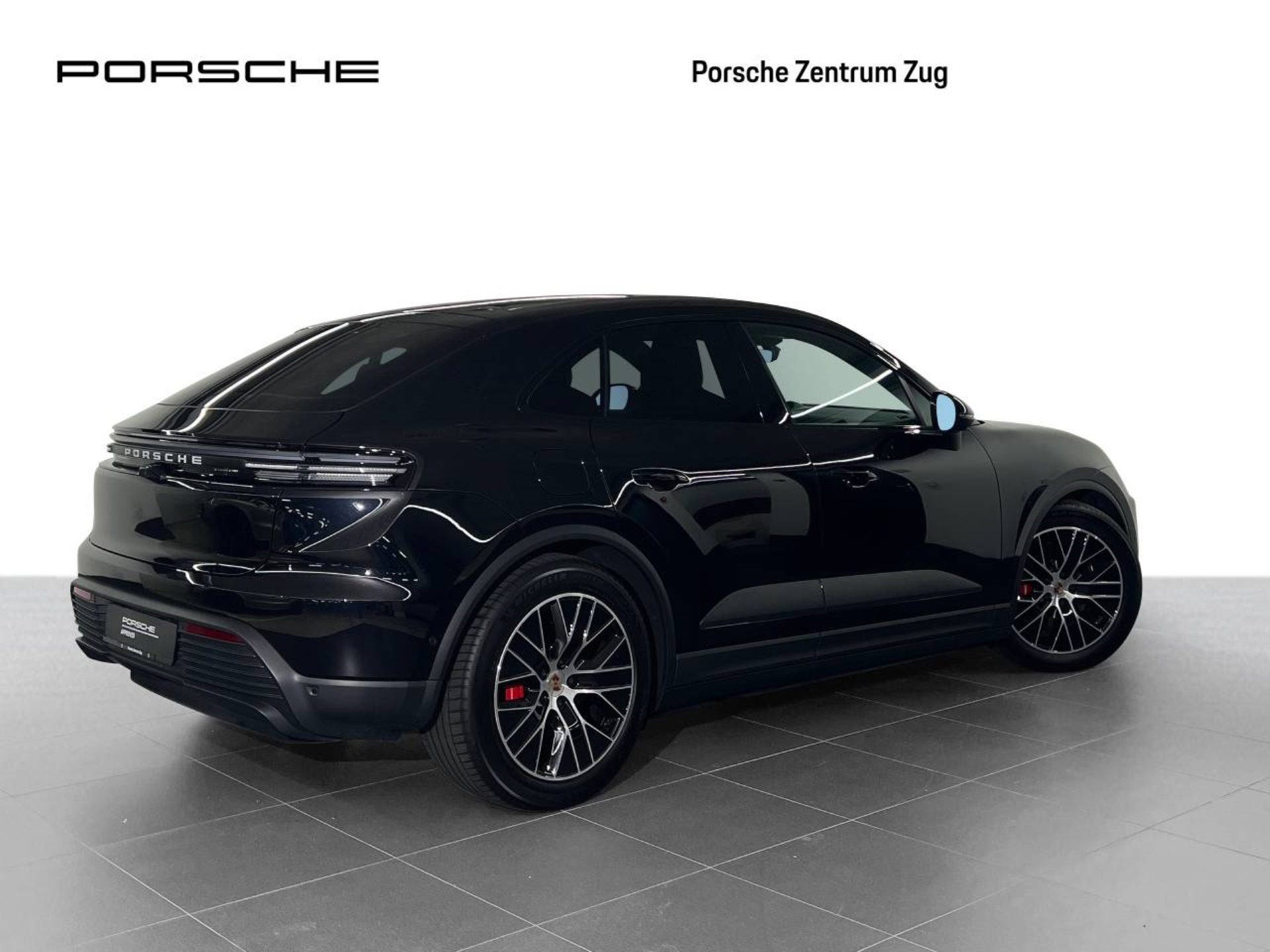 PORSCHE Macan 4S-image-8