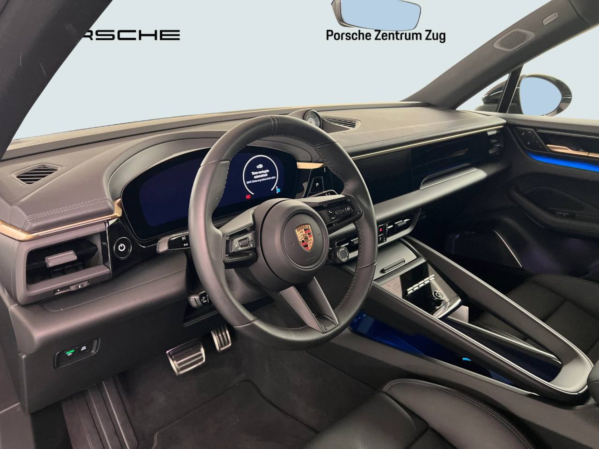PORSCHE Macan 4S-image-3