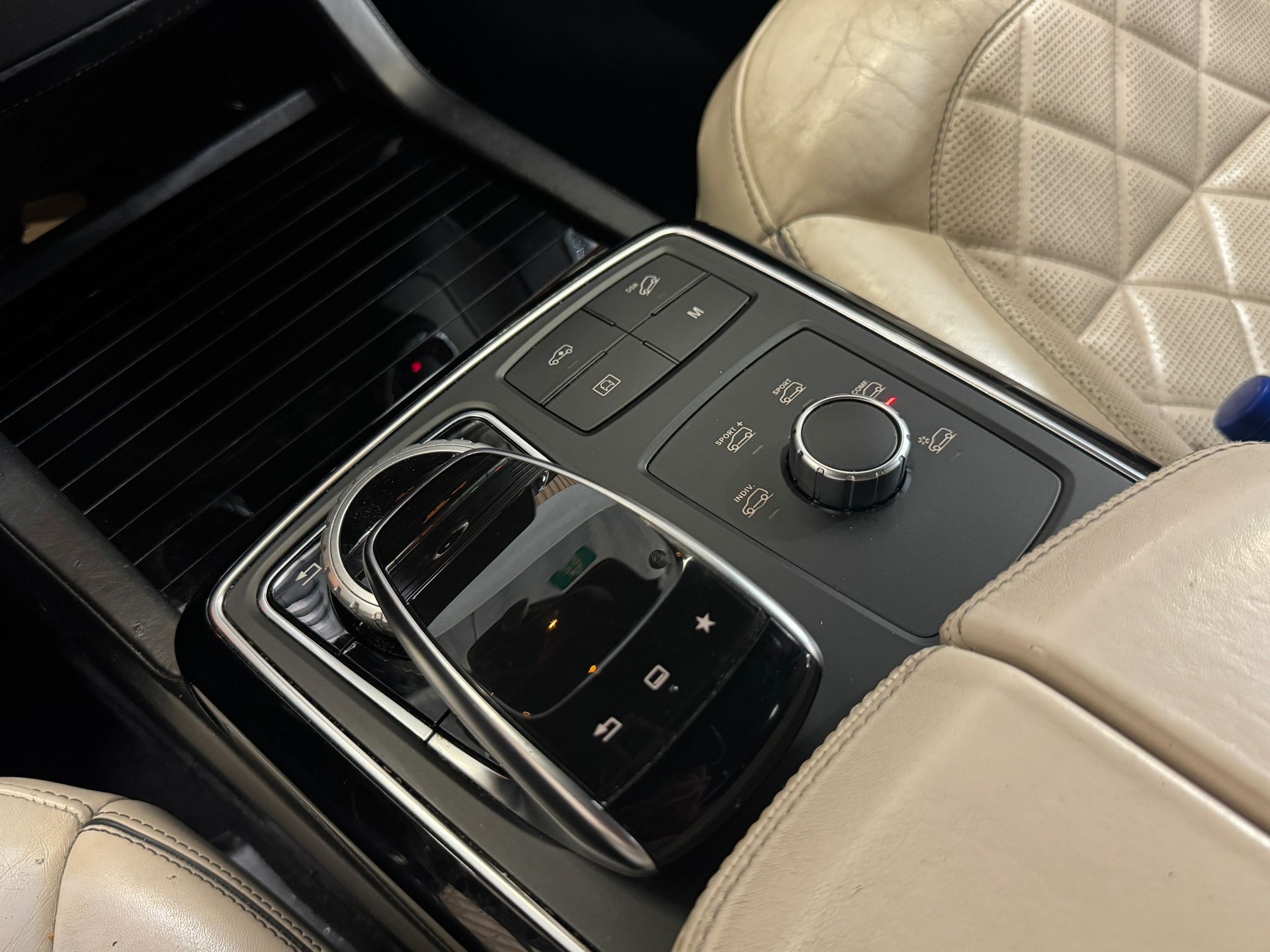 MERCEDES-BENZ GLE Coupé 400 4Matic 9G-Tronic-image-13