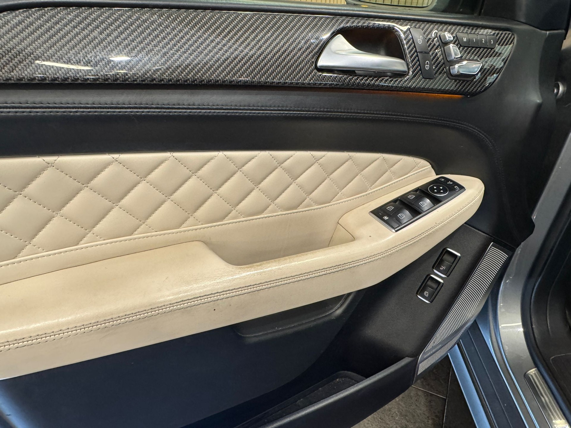 MERCEDES-BENZ GLE Coupé 400 4Matic 9G-Tronic-image-8