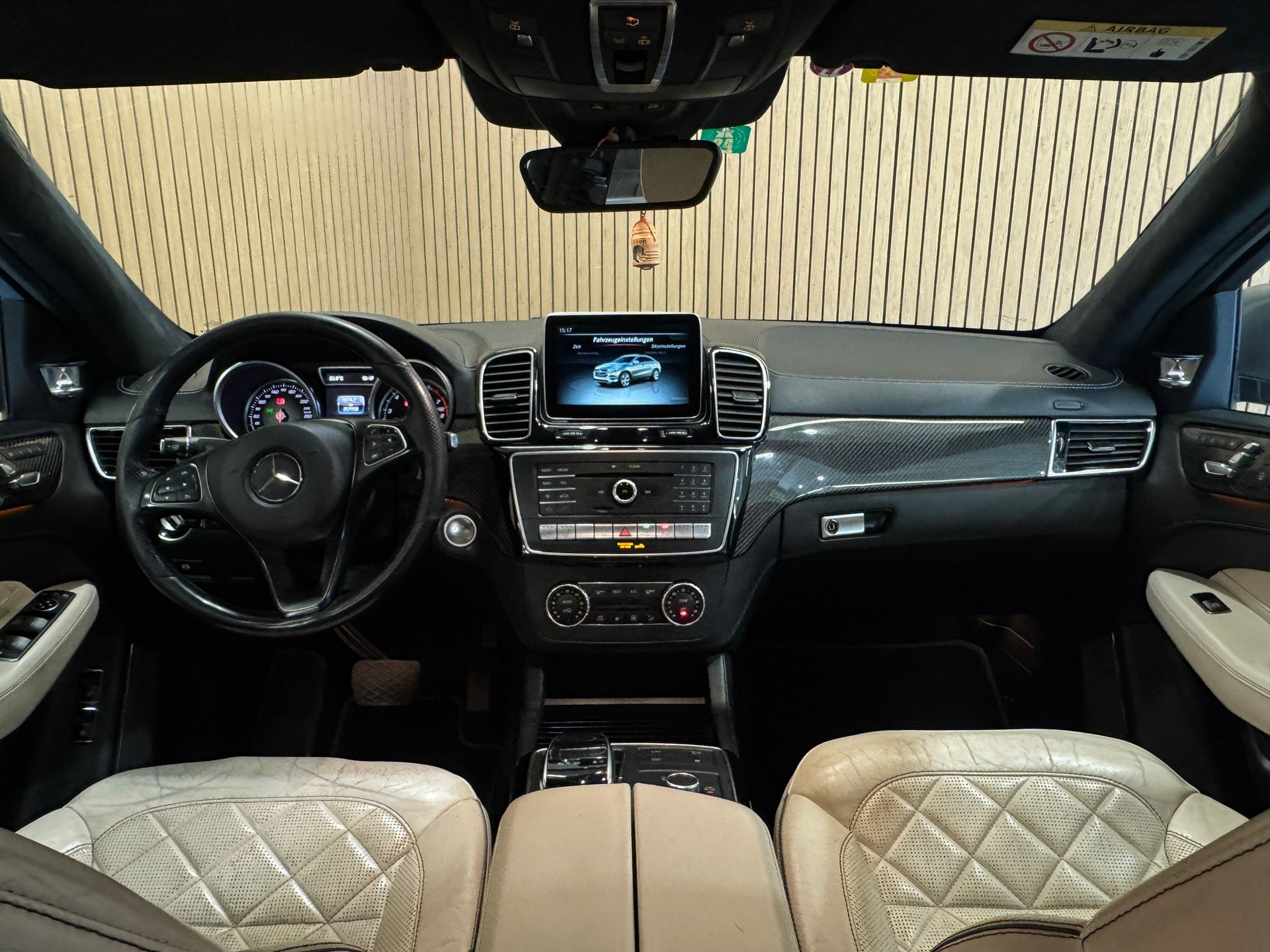 MERCEDES-BENZ GLE Coupé 400 4Matic 9G-Tronic-image-9