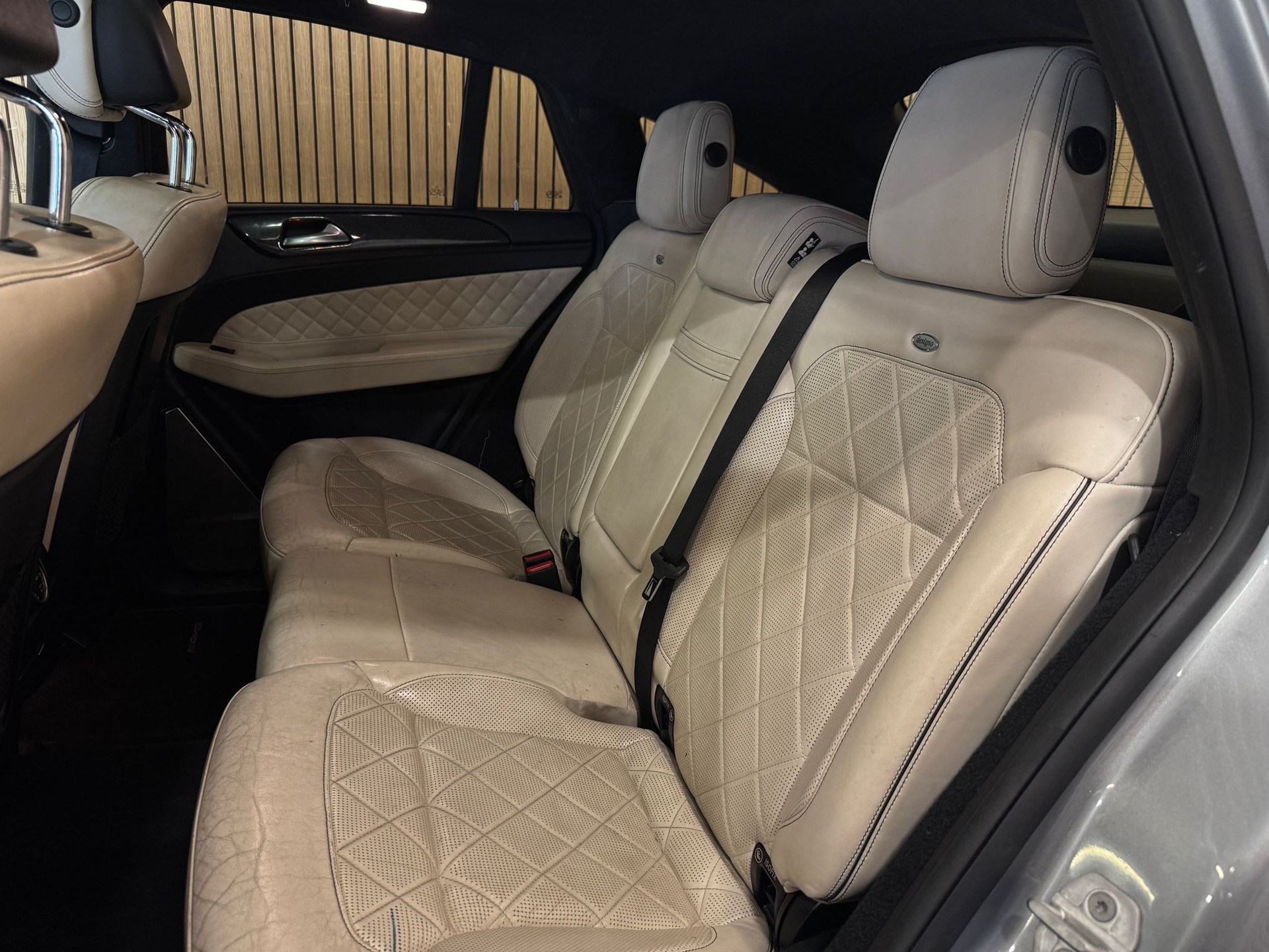 MERCEDES-BENZ GLE Coupé 400 4Matic 9G-Tronic-image-18