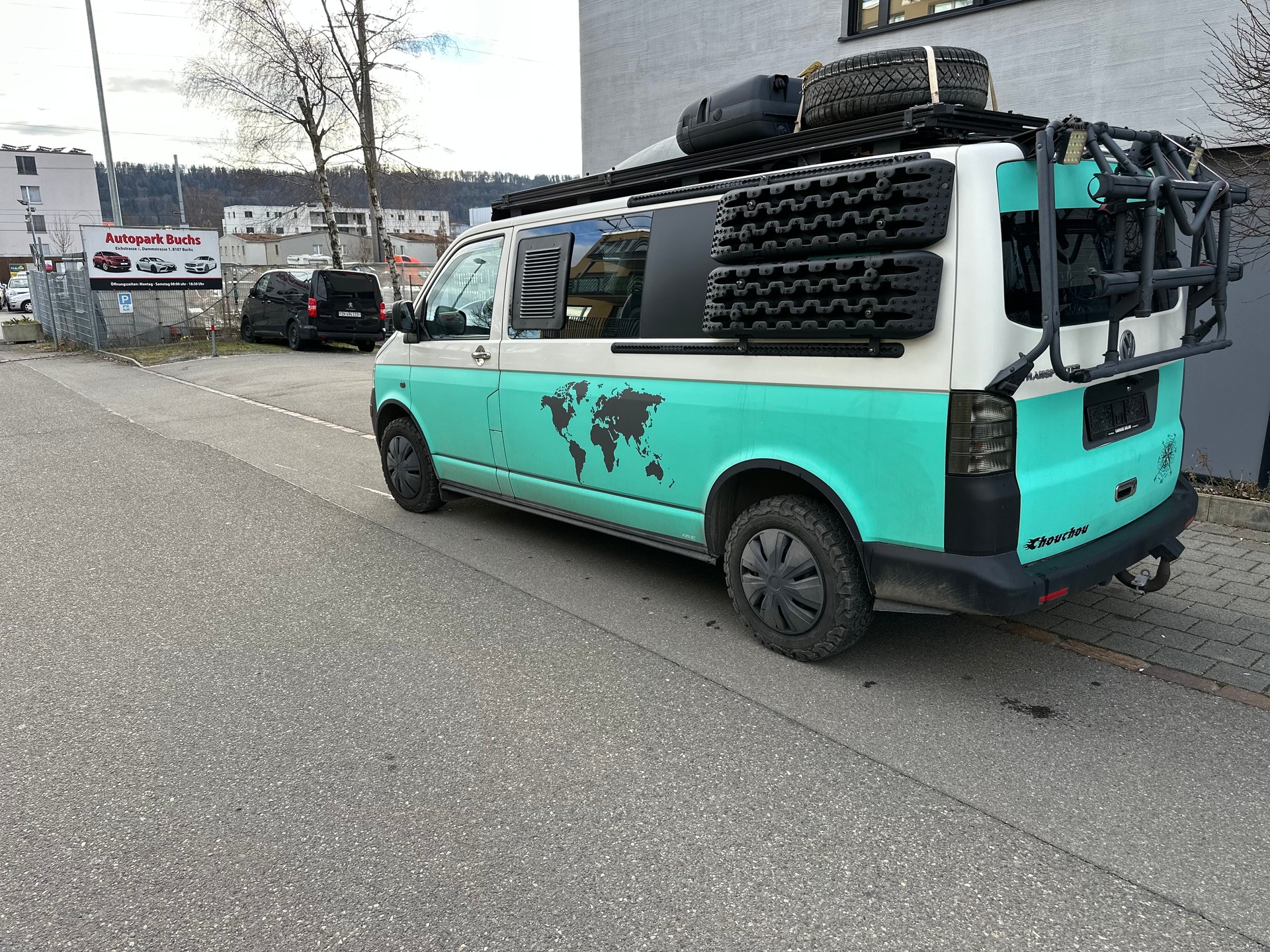 VW T5 1.9 TDI PD Champion-image-3