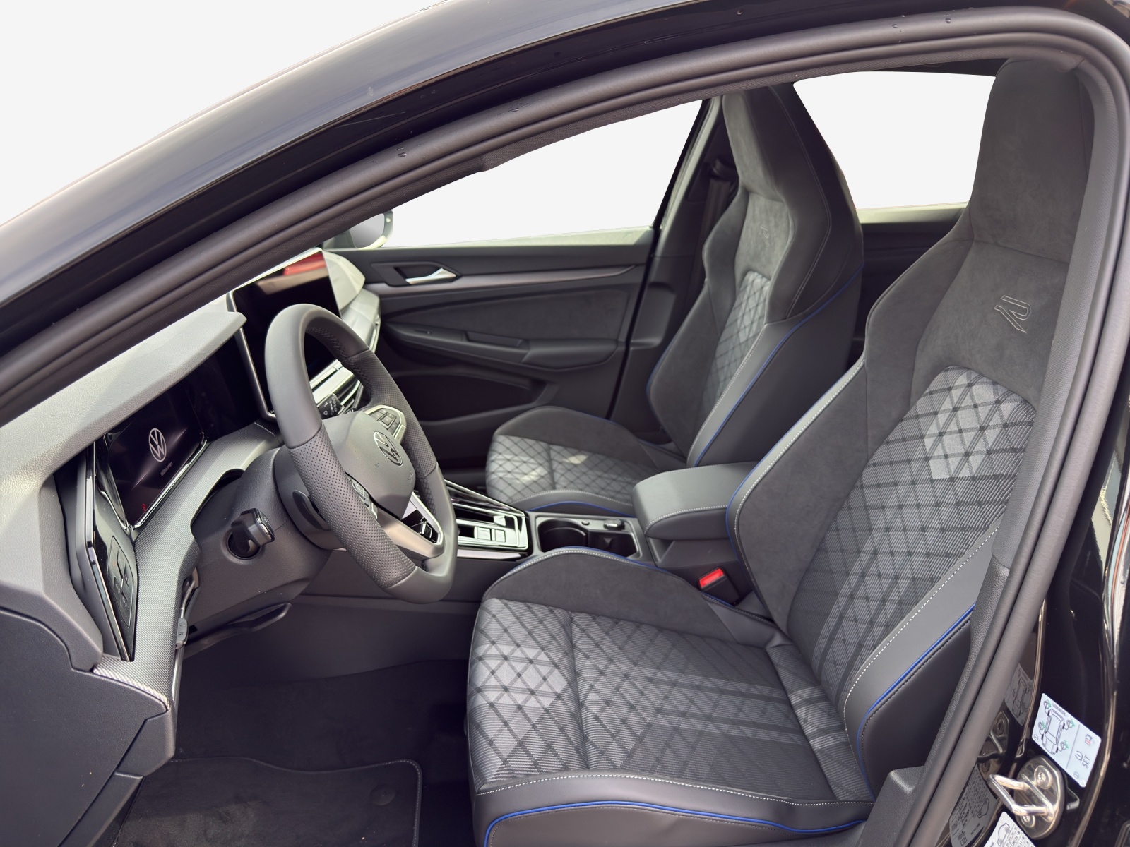 VW Golf 2.0 TSI R-Line DSG 4 Motion-image-7