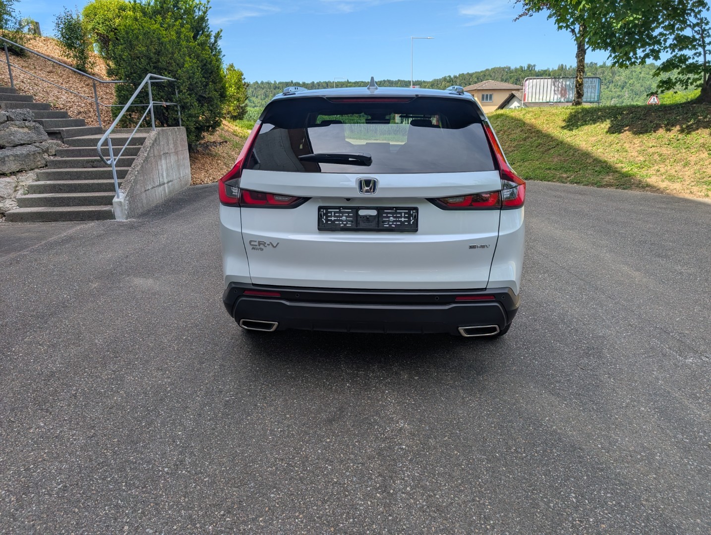 HONDA CR-V 2.0i MMD Hybrid Advance 4WD Automatic-image-2