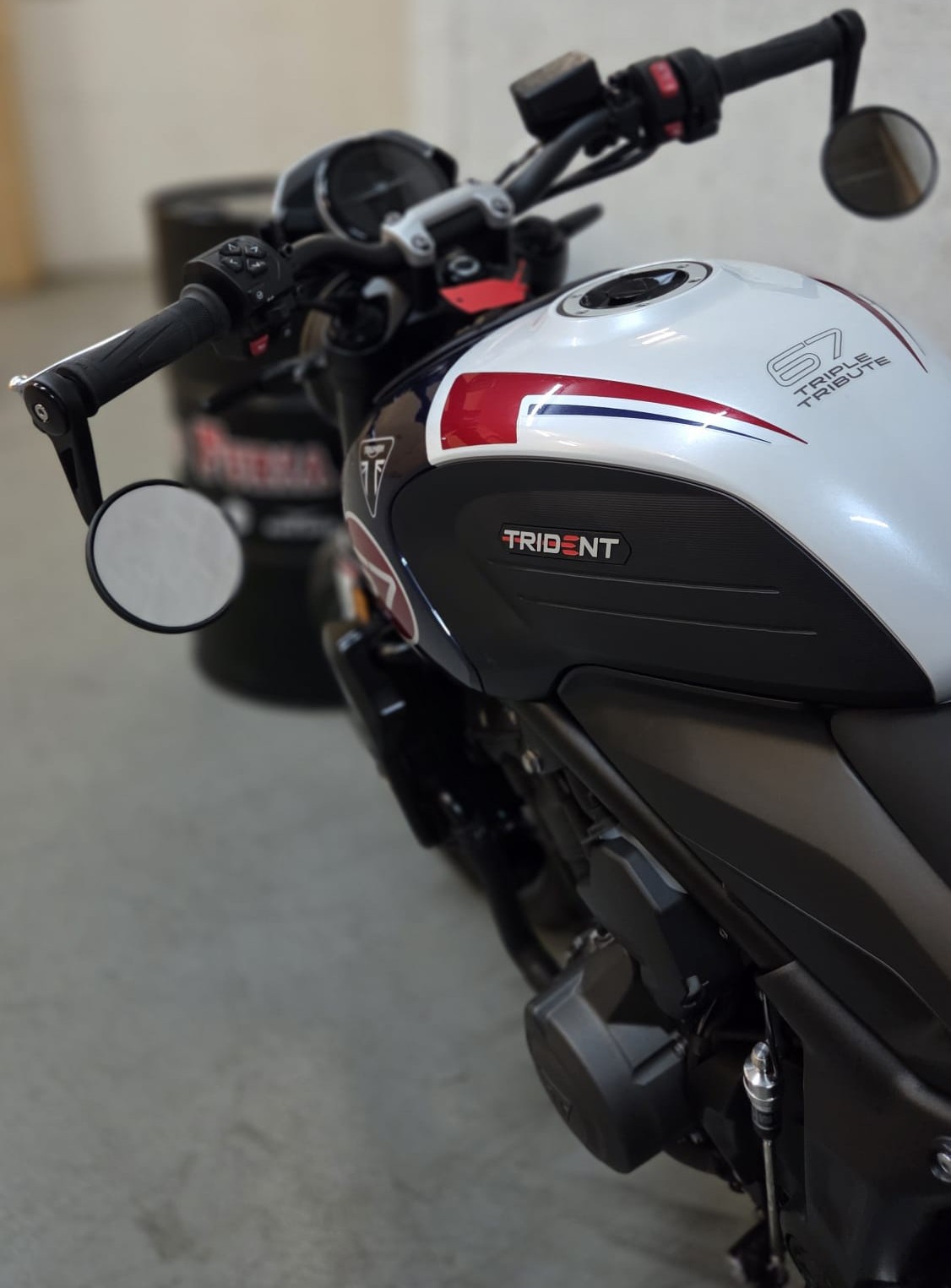 TRIUMPH Trident 660-image-5
