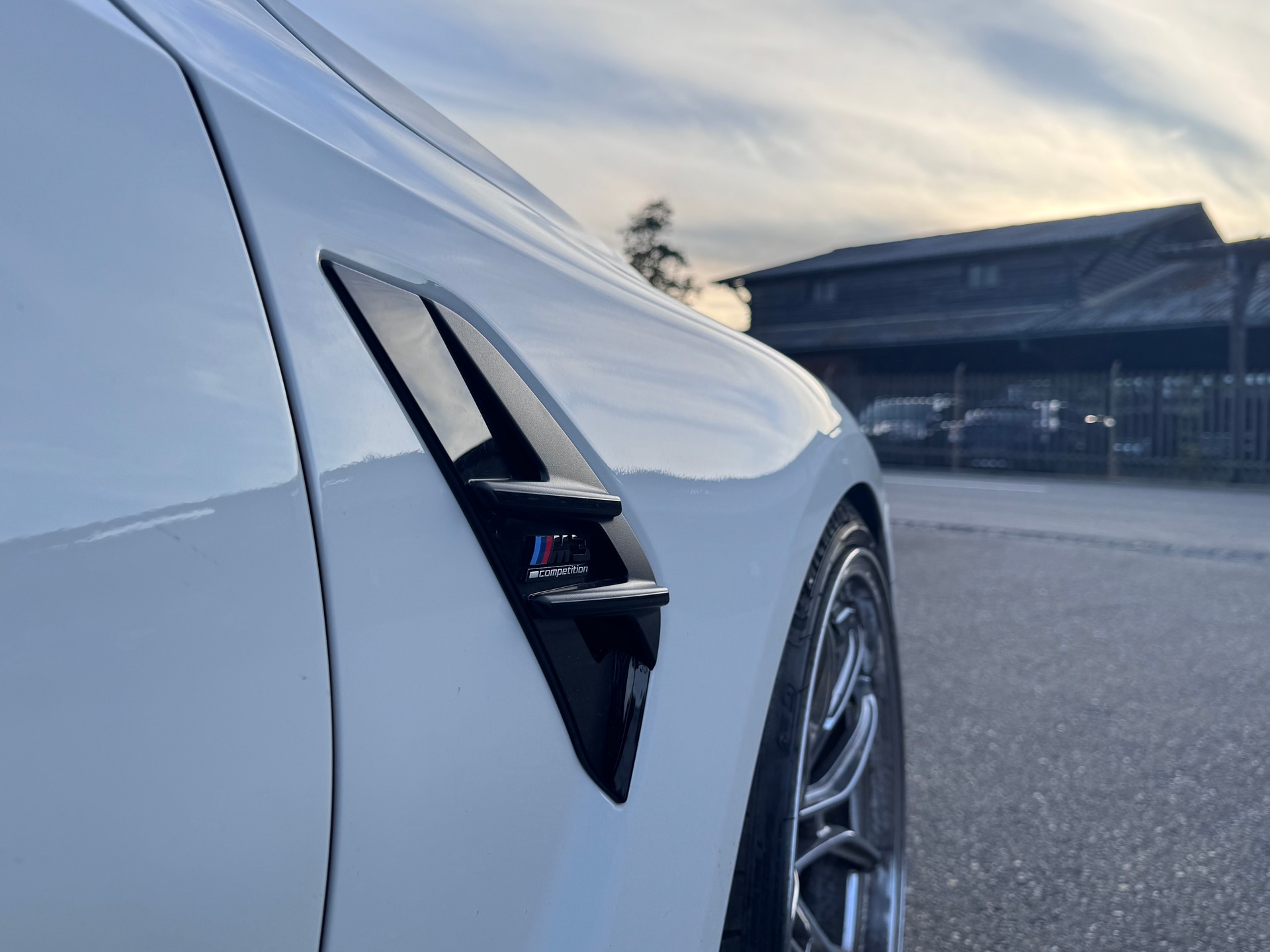 BMW M3 Competition M xDrive-image-5