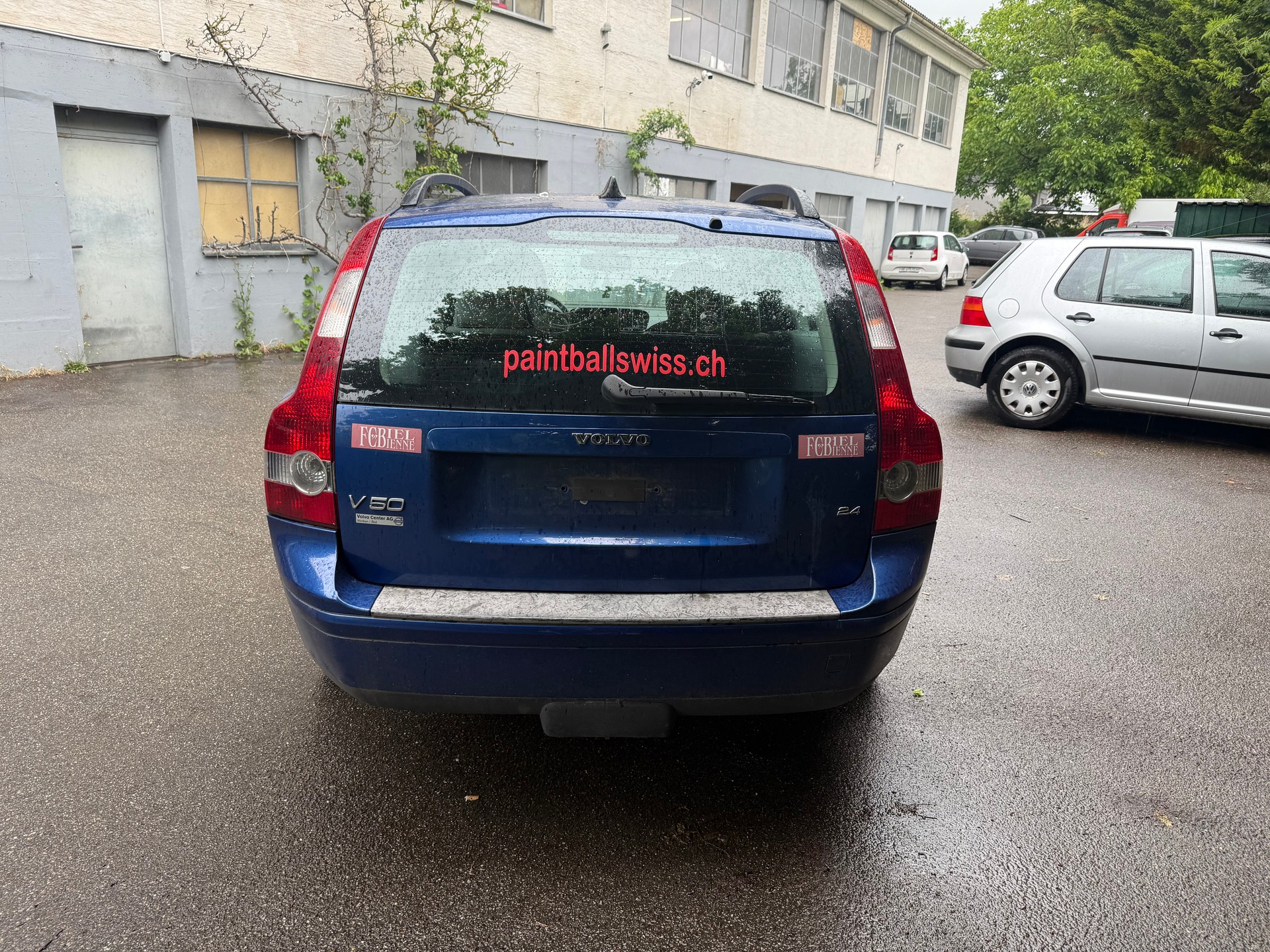 VOLVO V50 2.4 Momentum-image-1