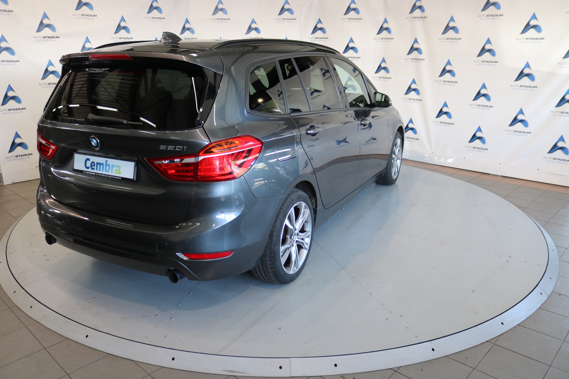 BMW 220i Gran Tourer Luxury Line Steptronic-image-20