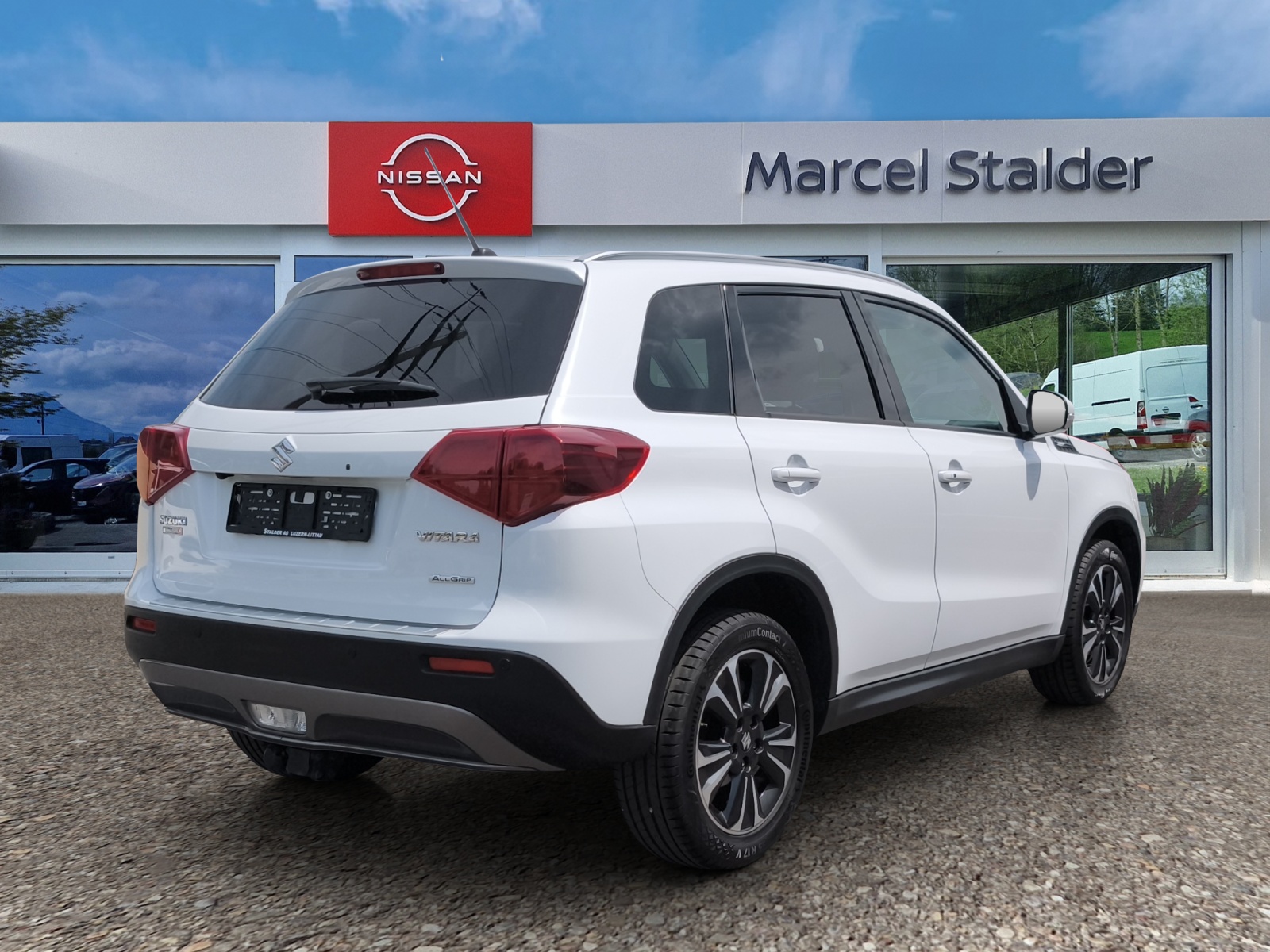 SUZUKI Vitara 1.4 Boosterjet Compact Top Automatic-image-3
