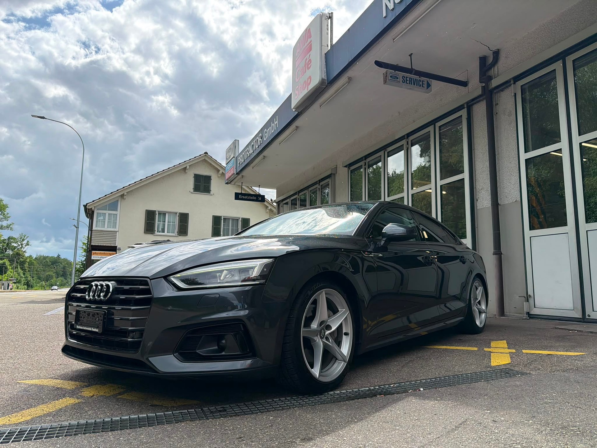 AUDI SB 40 TDI-image-1