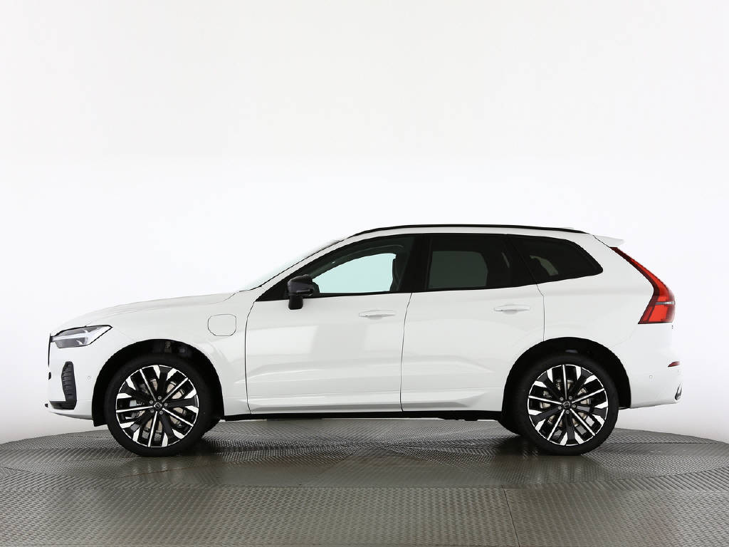 VOLVO XC60 2.0 T6 TE Plus Dark eAWD-image-5