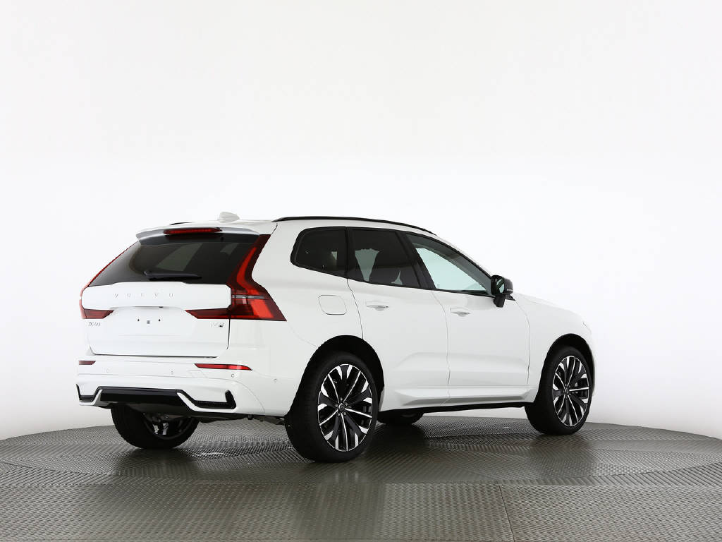 VOLVO XC60 2.0 T6 TE Plus Dark eAWD-image-13