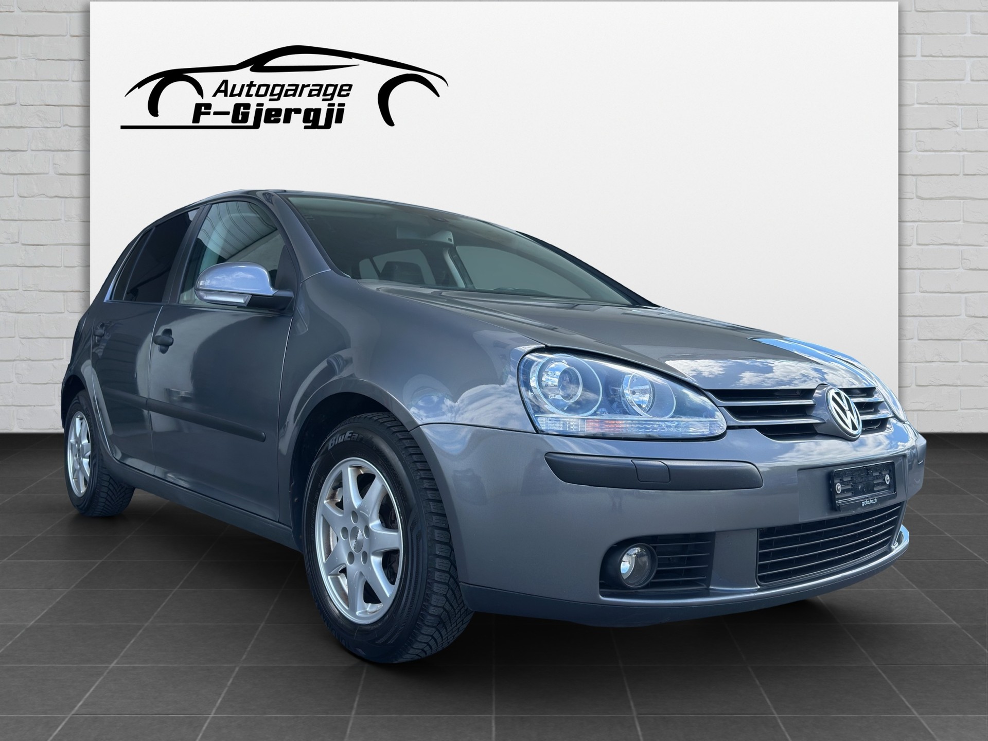 VW Golf 2.0 FSI Comfortline 4Motion-image-1