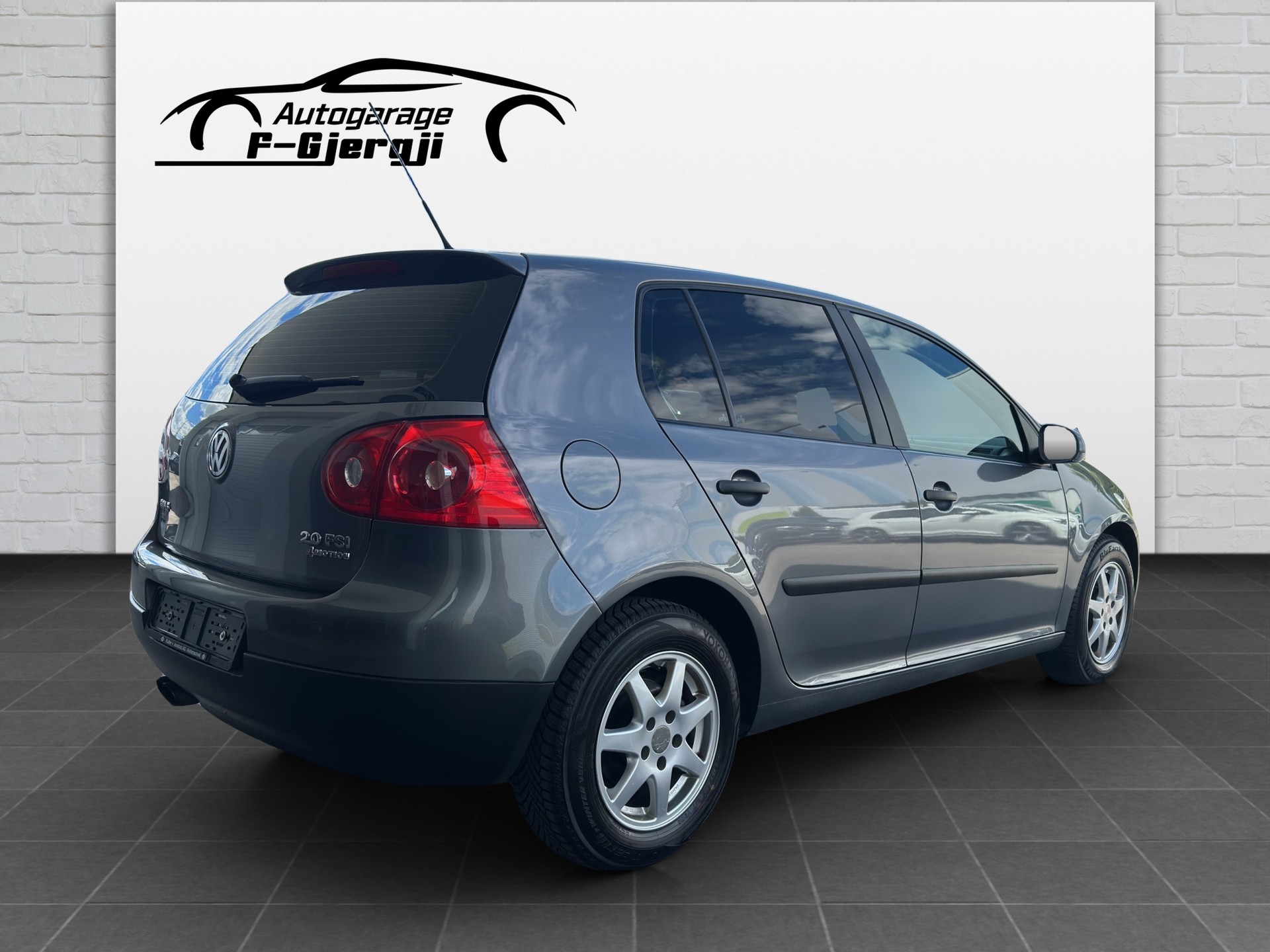 VW Golf 2.0 FSI Comfortline 4Motion-image-5
