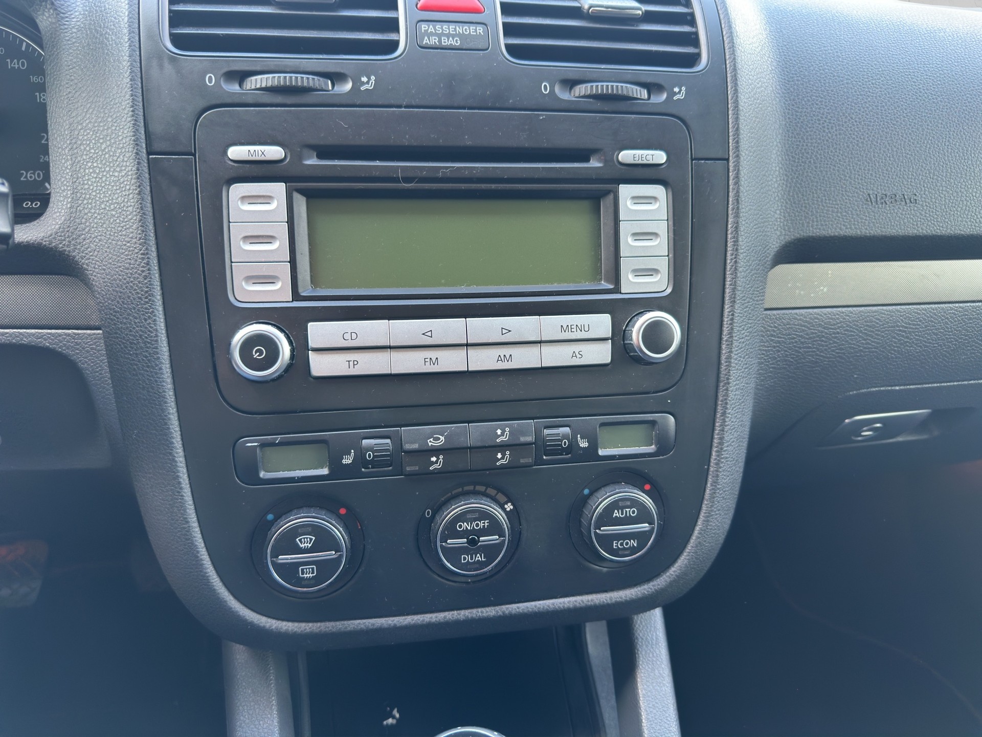VW Golf 2.0 FSI Comfortline 4Motion-image-10