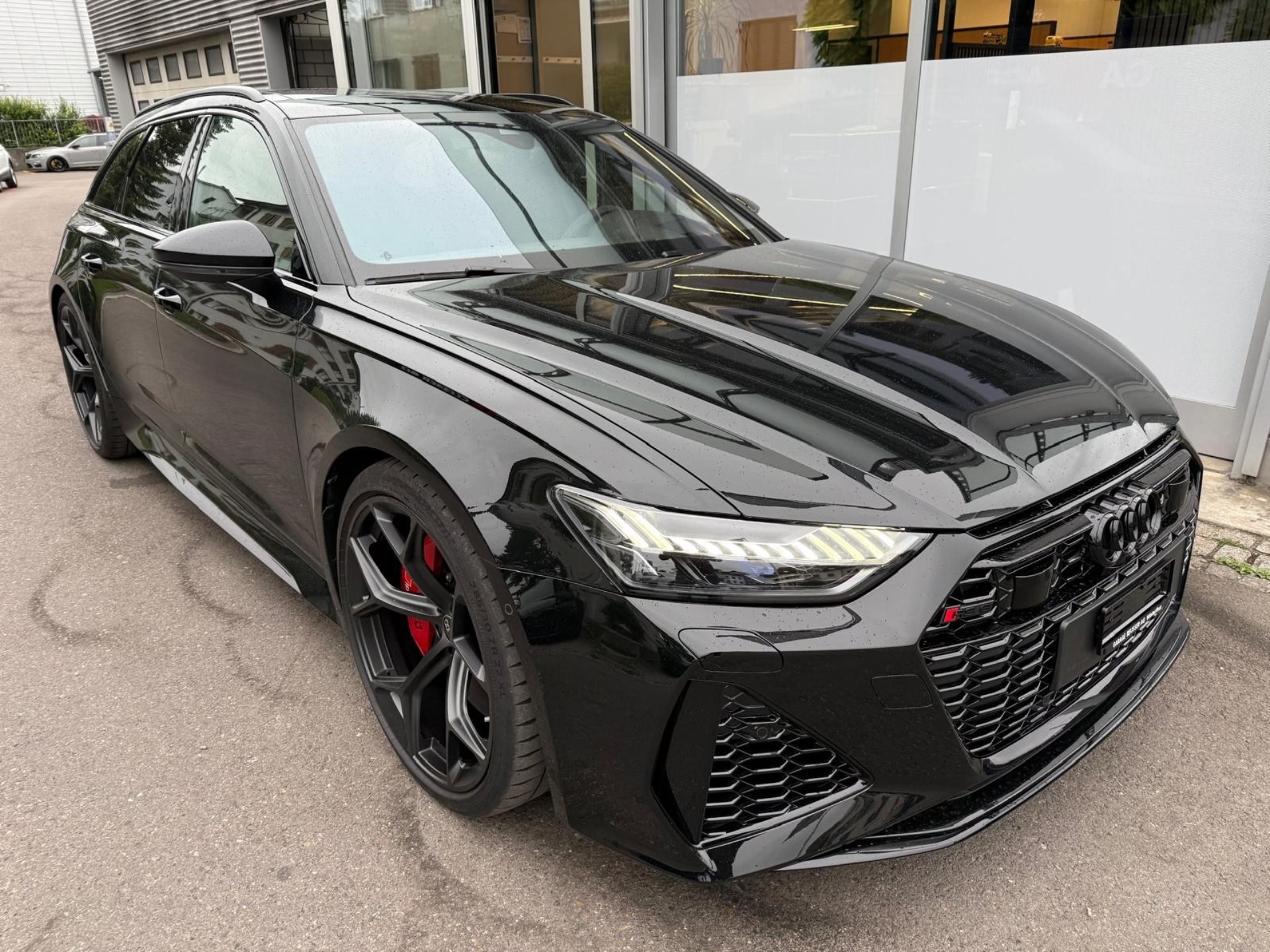AUDI RS6 AVANT 4.0 TFSI QUATTRO PERFORMANCE *** VOLLAUSSTATTUNG & KERAMIK ***-image-2