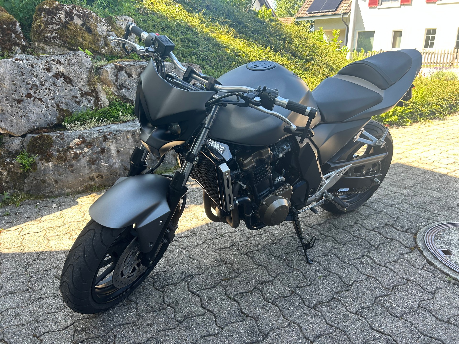 KAWASAKI Z 750-image-1