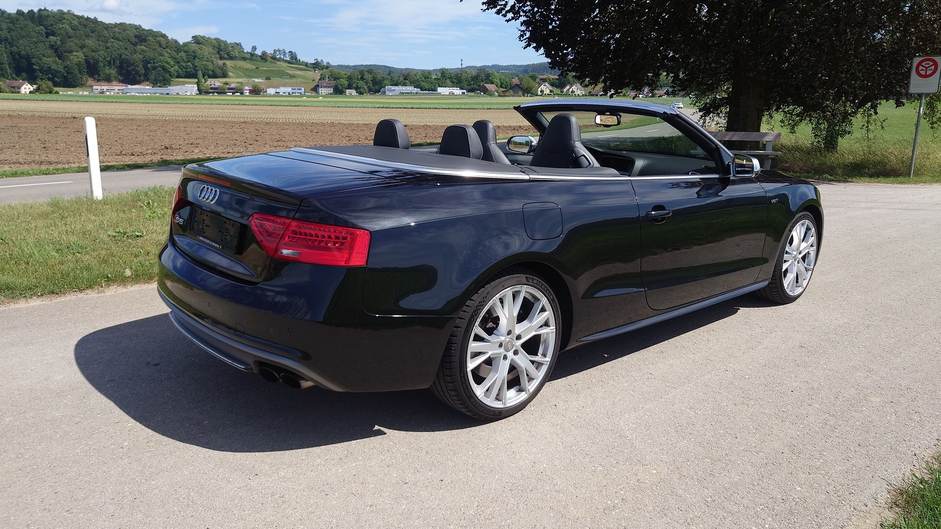 AUDI S5 Cabrio 3.0 TFSI quattro S-tronic-image-3