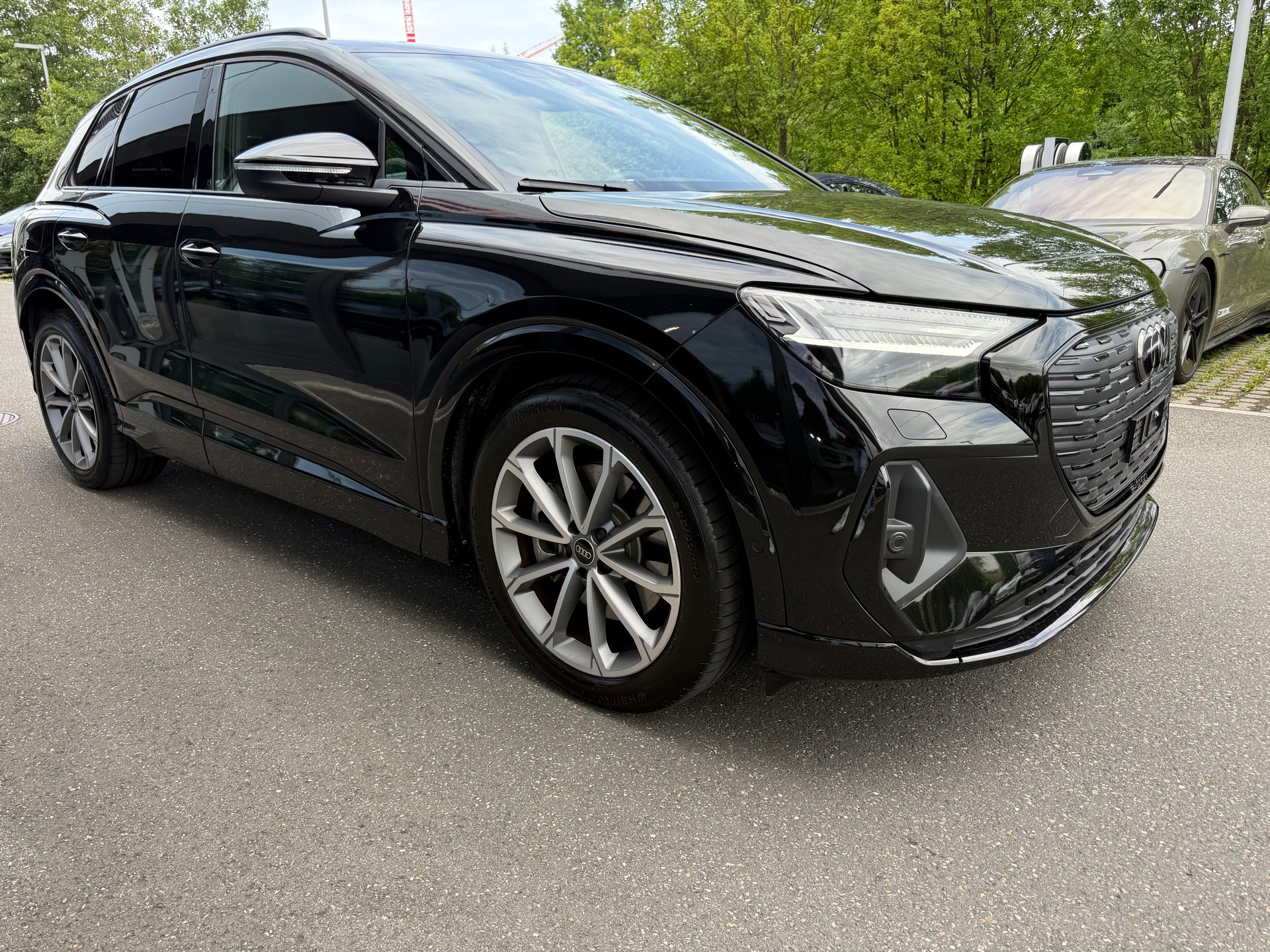 AUDI Q4 Sportback e-tron 45 Edition Swiss Ski quattro-image-2