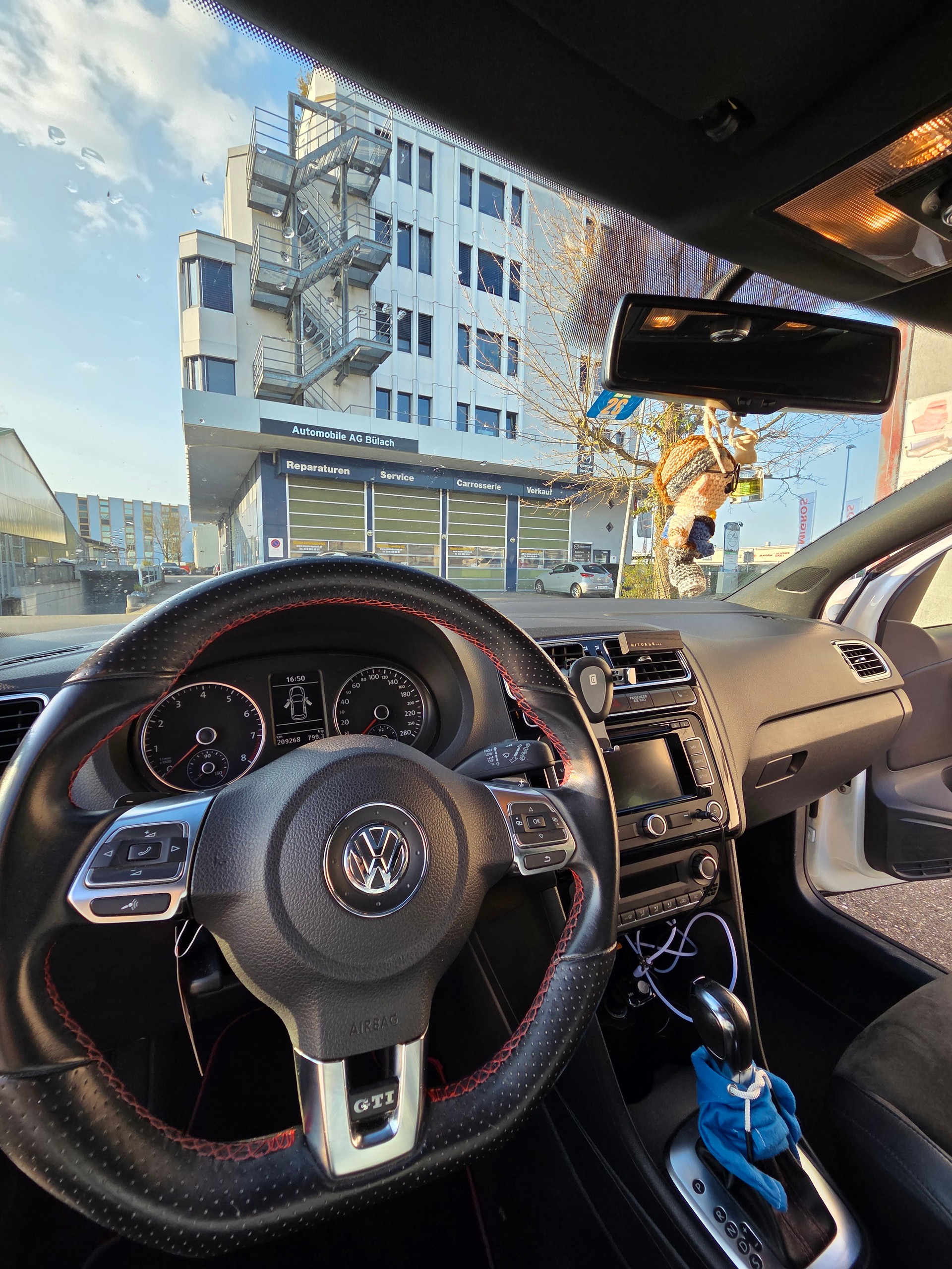 VW 1.4 TSI GTI DSG-image-4