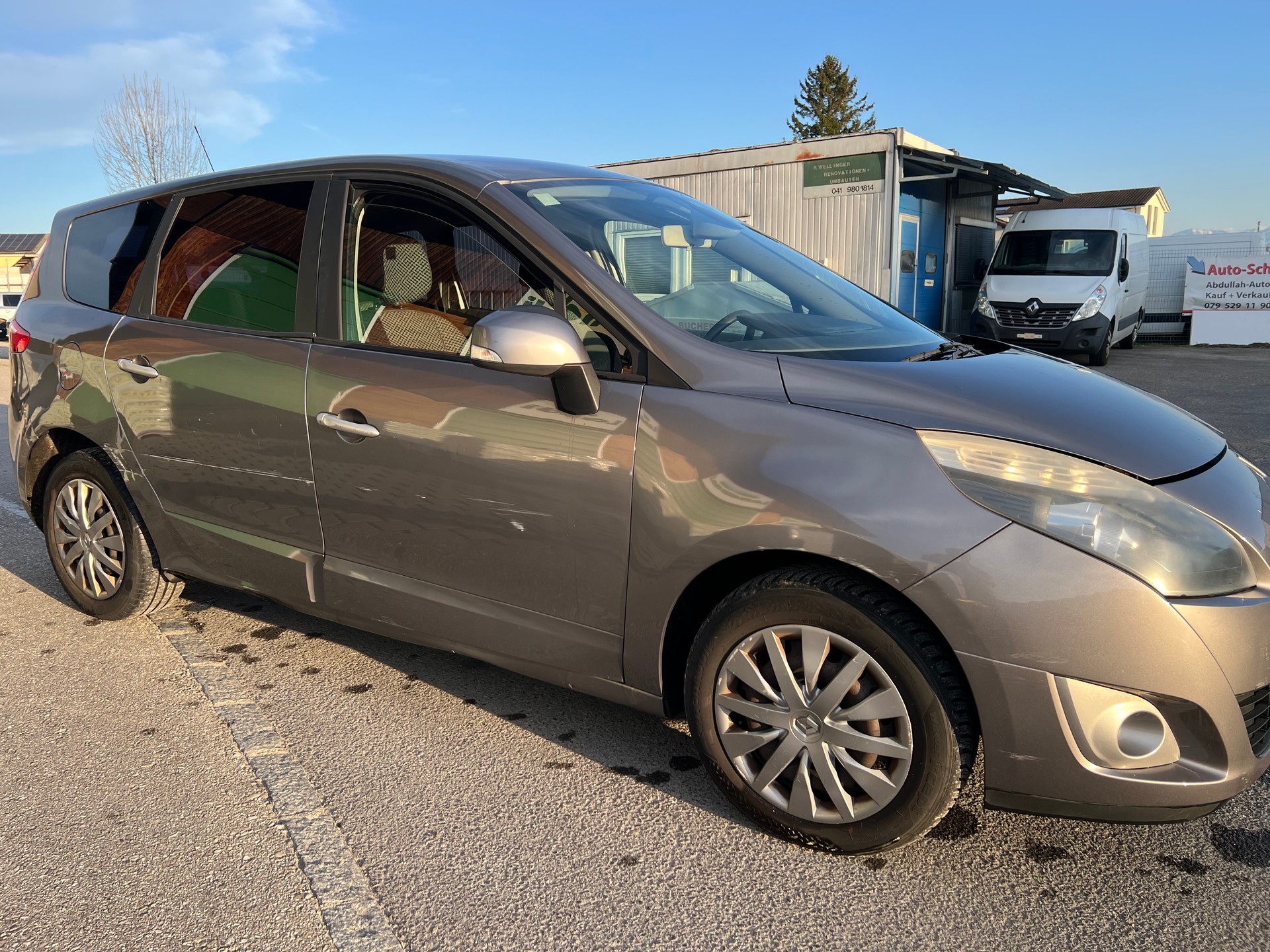 RENAULT Grand Scénic 1.4 16V Turbo Bose-image-1