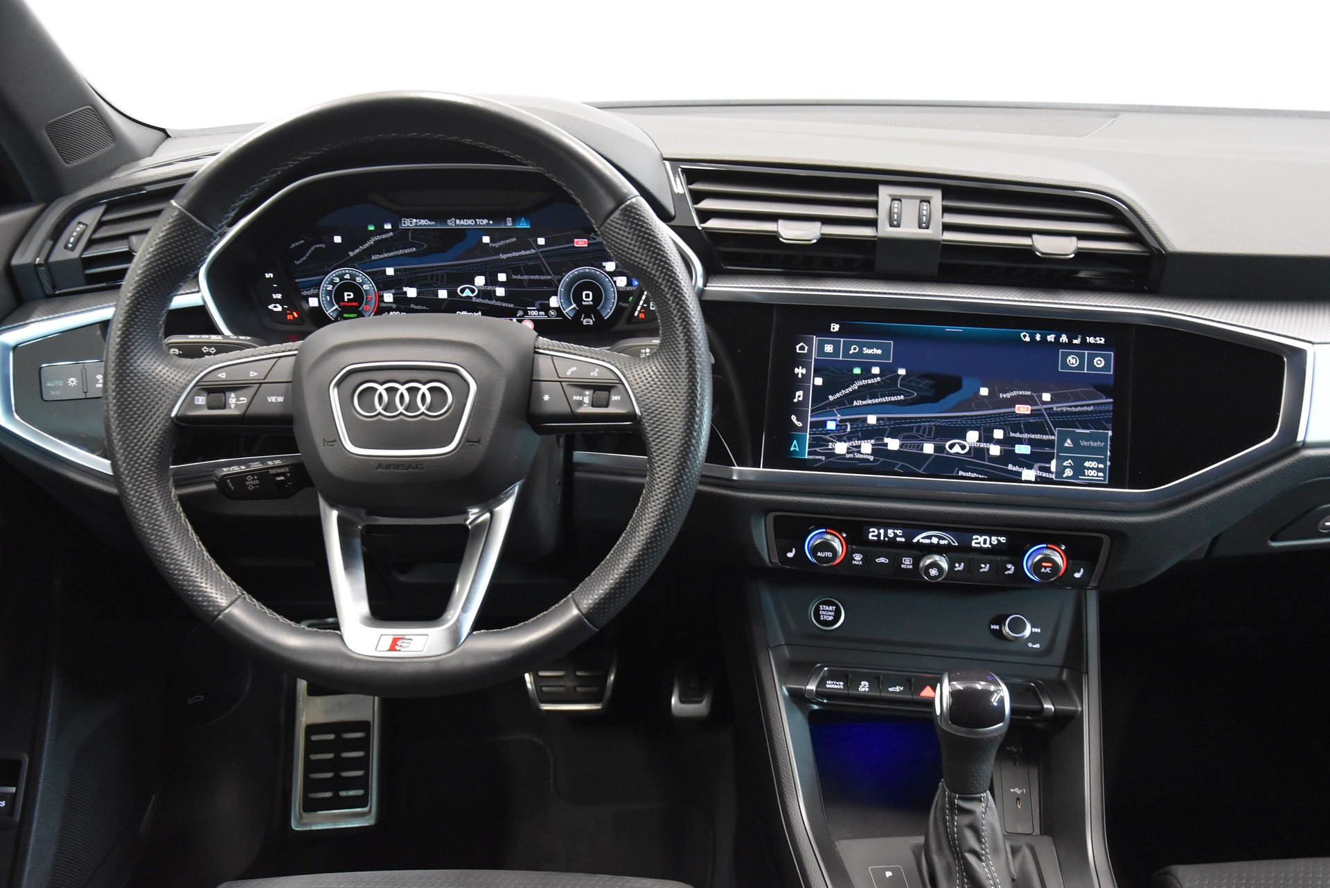 AUDI Q3 Sportback 45 TFSI e S line S-tronic-image-5