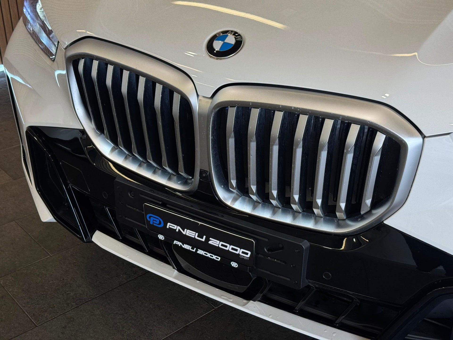 BMW X5 xDrive 48V 30d M Sport Pro Steptronic-image-2