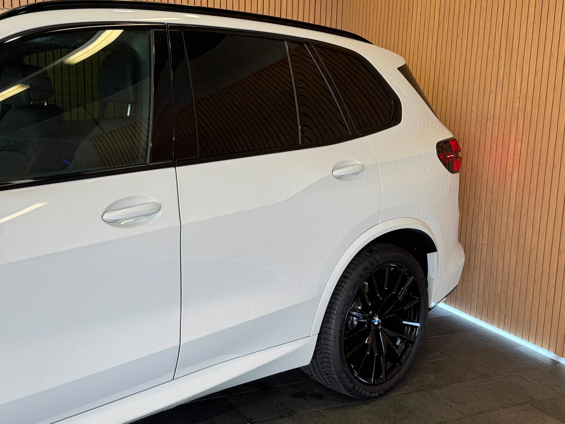 BMW X5 xDrive 48V 30d M Sport Pro Steptronic-image-3
