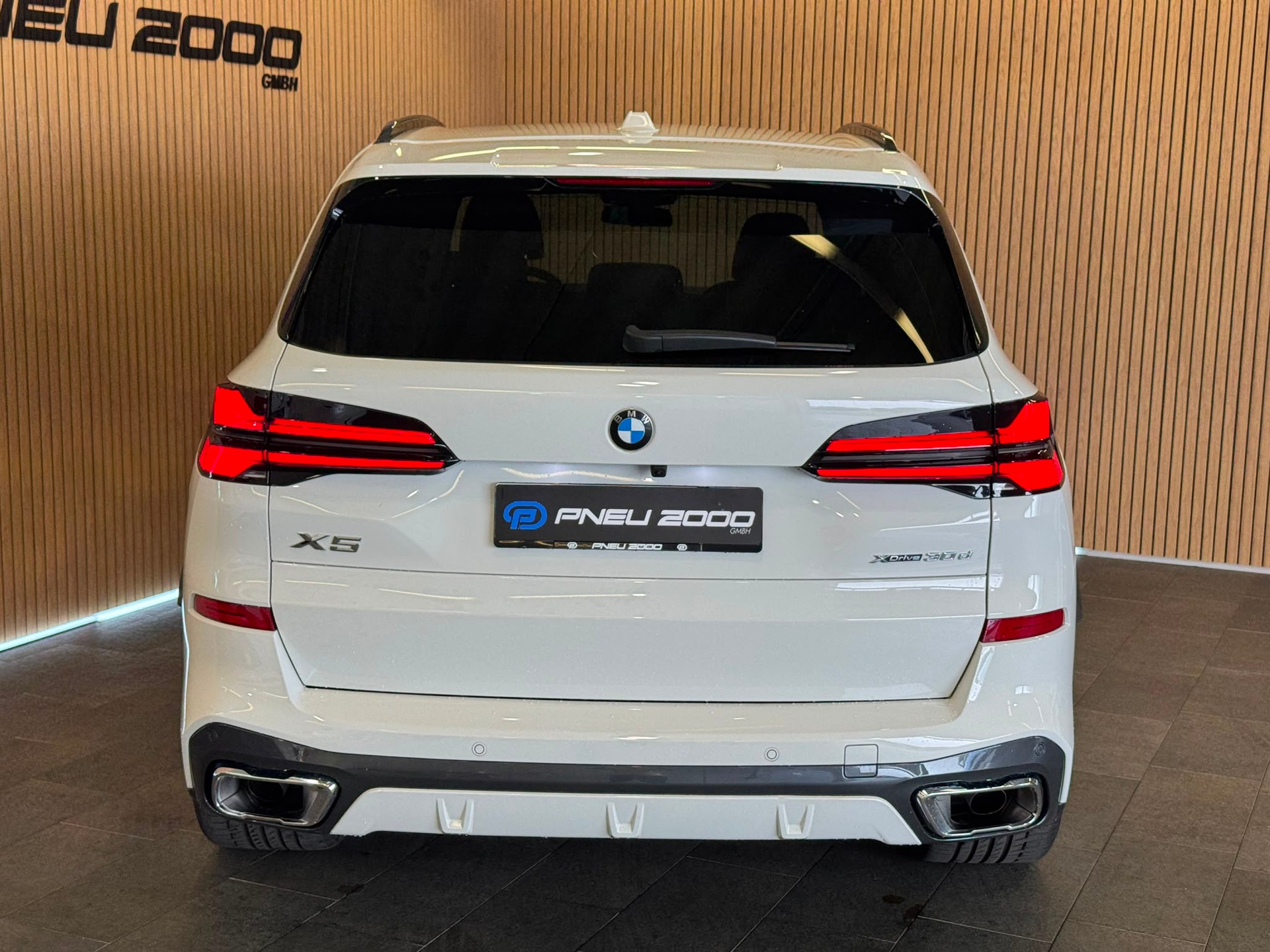 BMW X5 xDrive 48V 30d M Sport Pro Steptronic-image-4