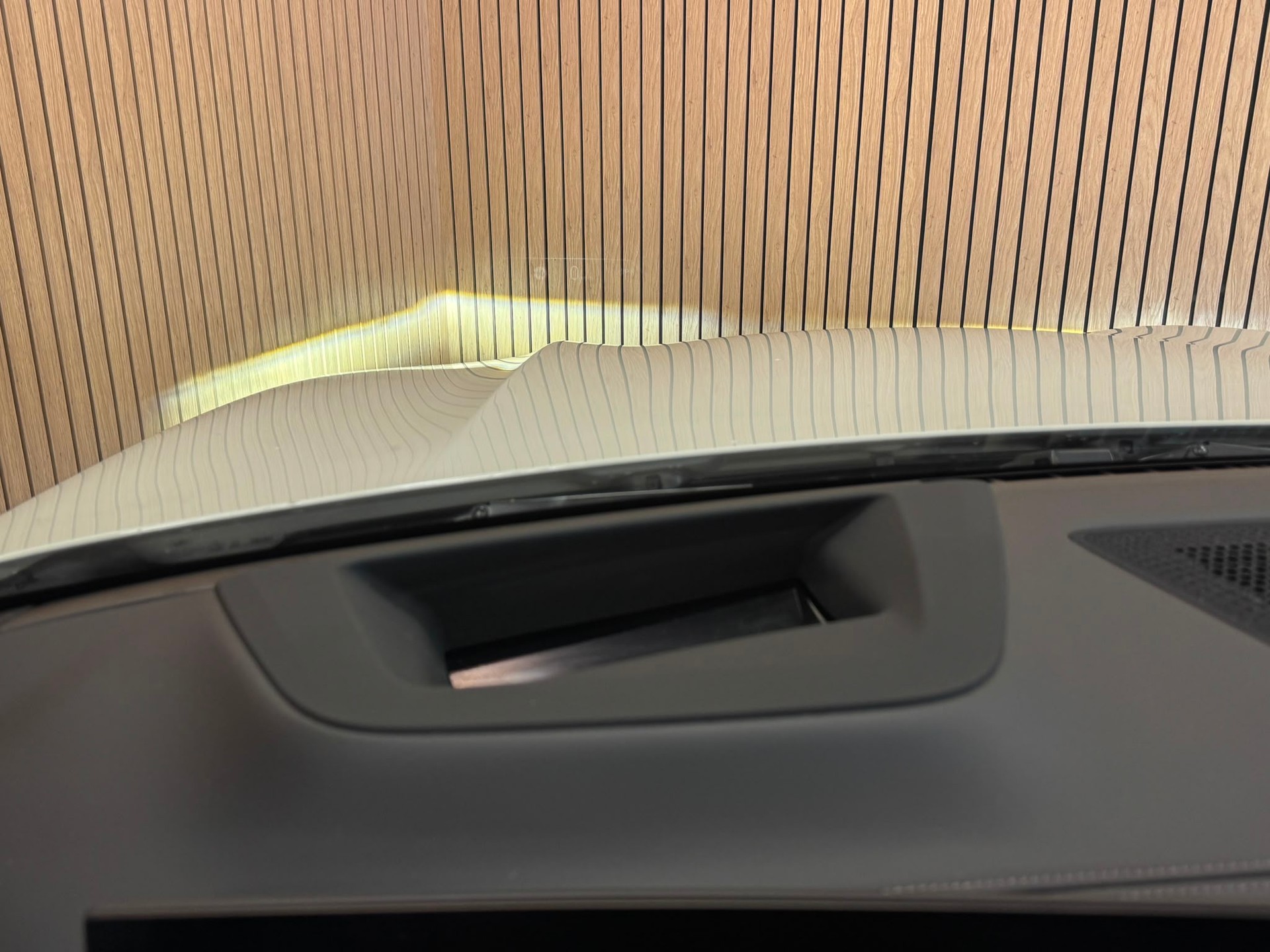 BMW X5 xDrive 48V 30d M Sport Pro Steptronic-image-15
