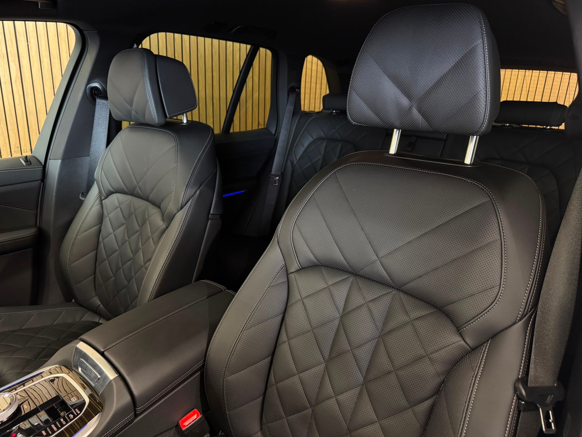 BMW X5 xDrive 48V 30d M Sport Pro Steptronic-image-26